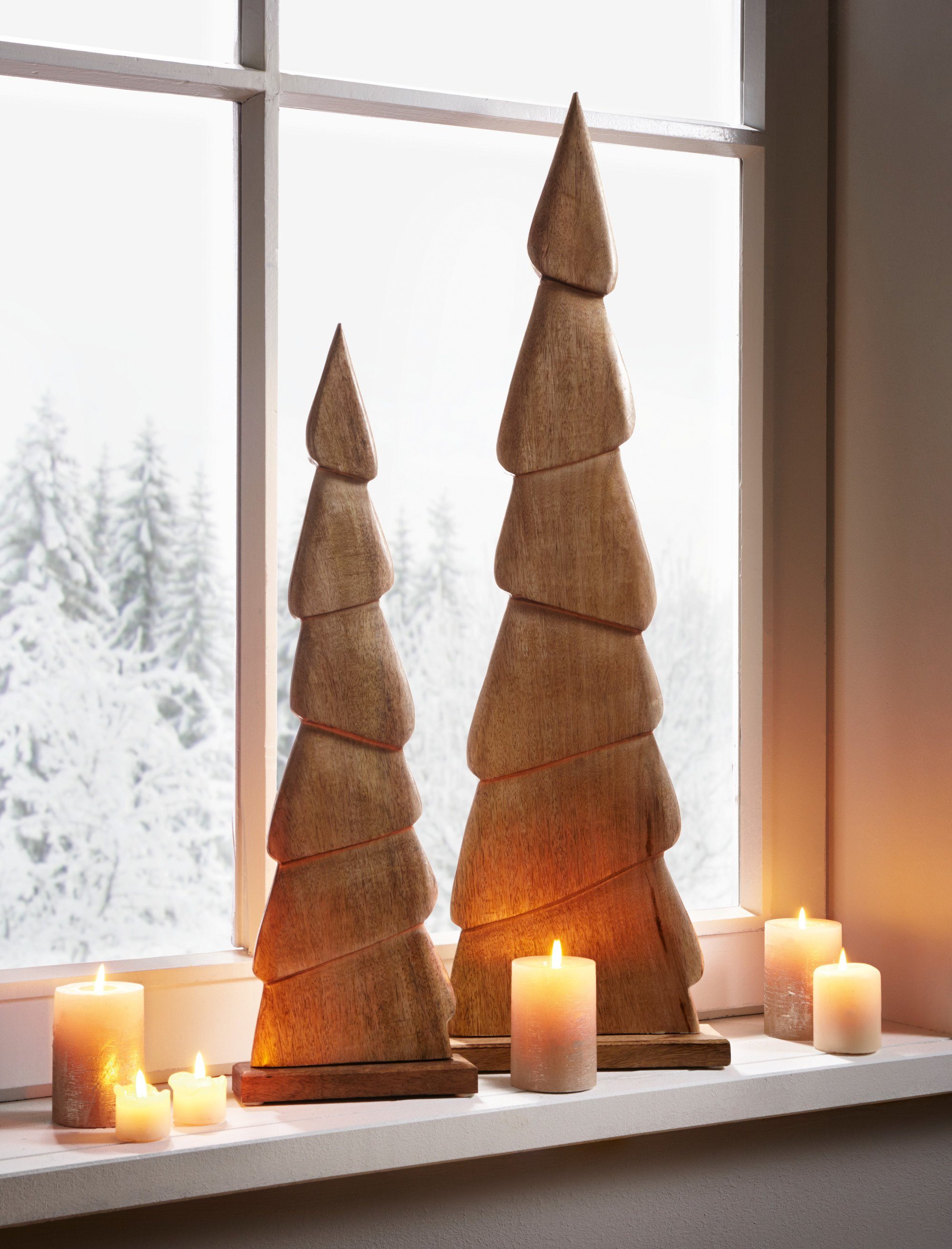 Dekoleidenschaft Dekofigur Tannenbaum "Schlank" aus Mango Holz