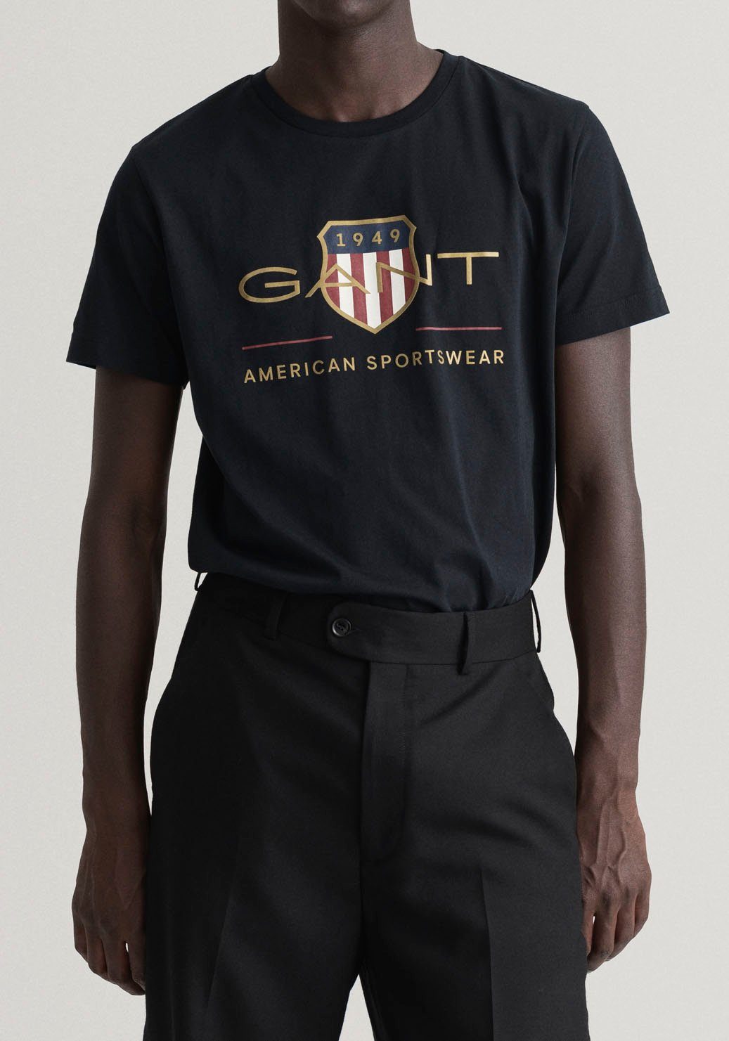 Gant T-Shirt D2. ARCHIVE SHIELD SS T-SHIRT mit großem Markenlogo-Aufdruck black