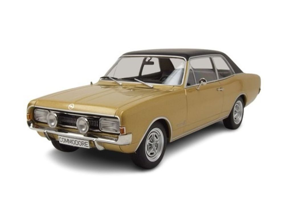 MCG Modellauto Opel Commodore A 1967 beige metallic schwarz, Maßstab 1:18