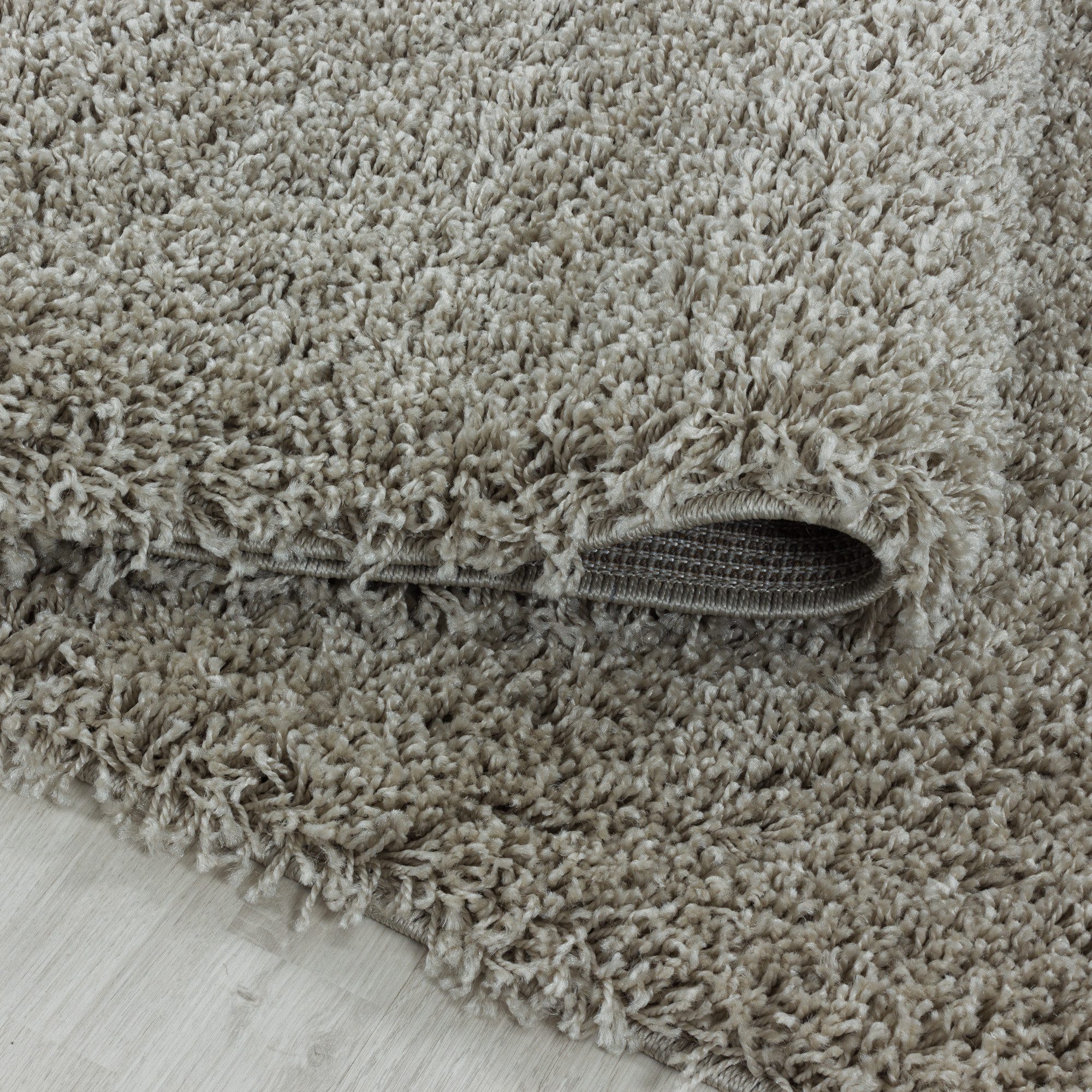KADIMA DESIGN Teppich Shaggy Teppich SPREE Hochflor Einfarbig Rund Läufer Flur Flauschig, Rund, Höhe: 32 mm, Natur, 80x80 cm, Wohnzimmerteppich Strapazierfähig  – Bild 4 von 5
