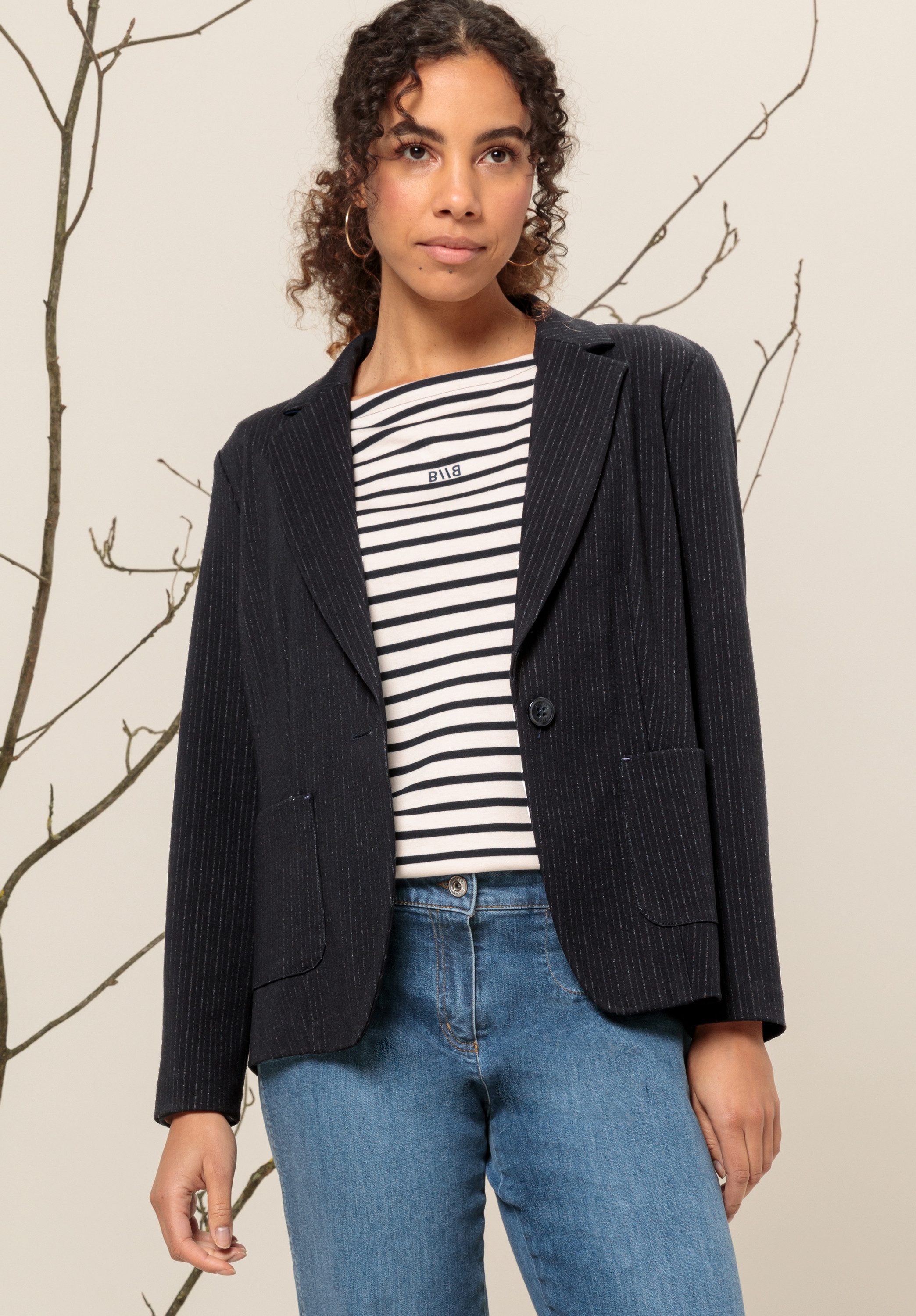 bianca Jerseyblazer ARIANE in Nadelstreifen-Optik aus Jerseyqualität