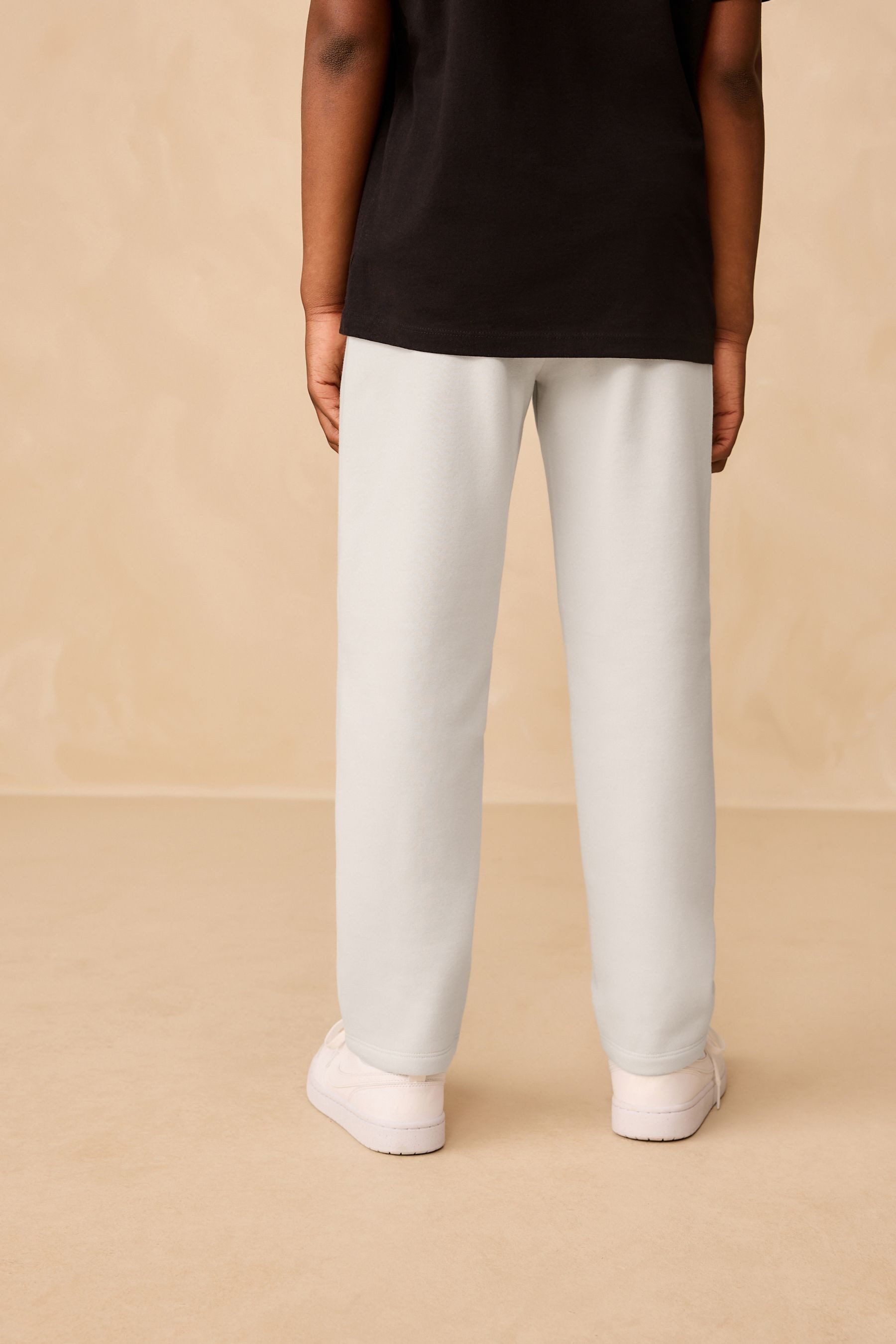 Next Jogginghose Regular Fit Jogginghose ohne Bündchen (1-tlg)
