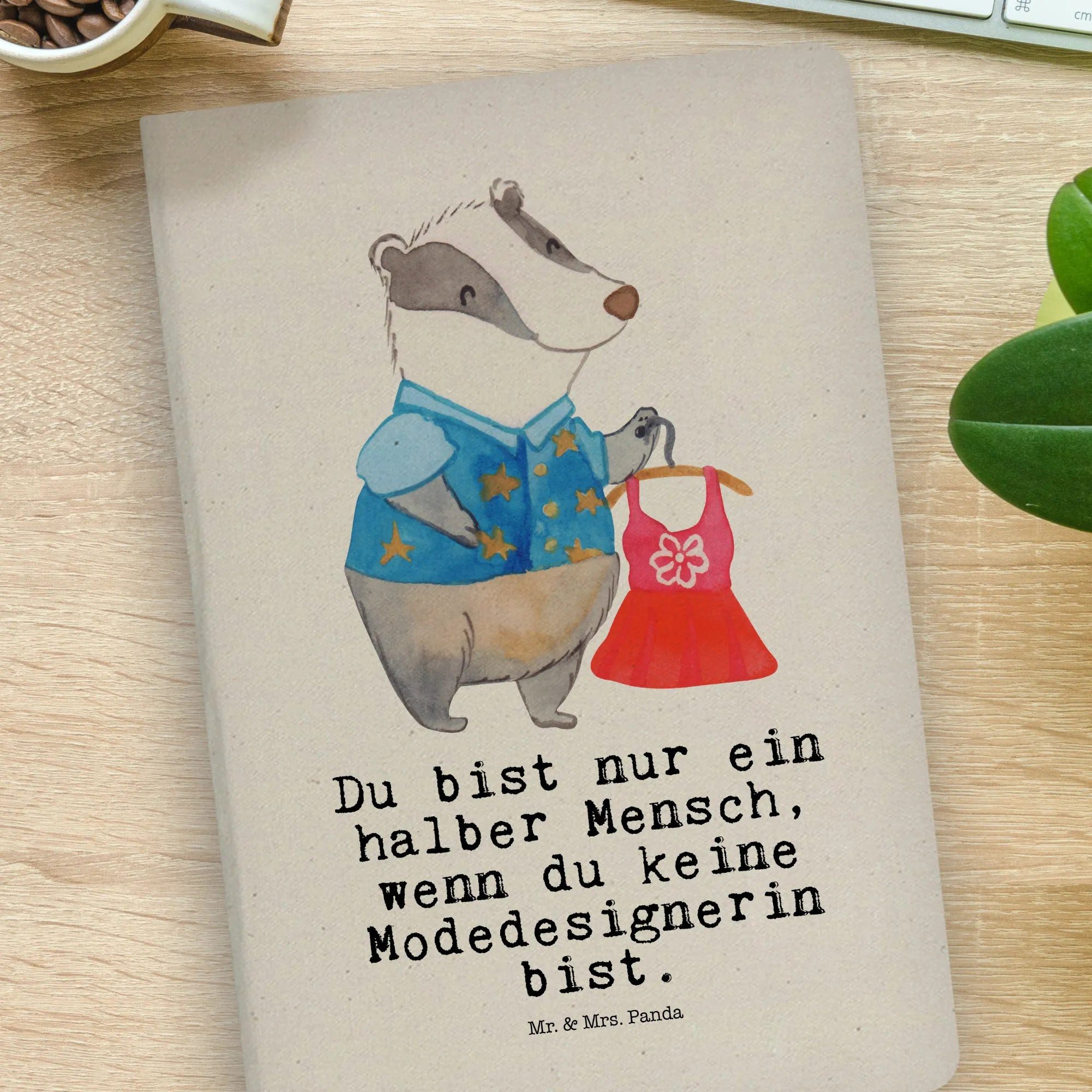 Thumbnail - Mr. & Mrs. Panda Notizbuch Modedesignerin Herz - Transparent - Geschenk, Fashion Designerin, DIN Mr. & Mrs. Panda, Bezau...