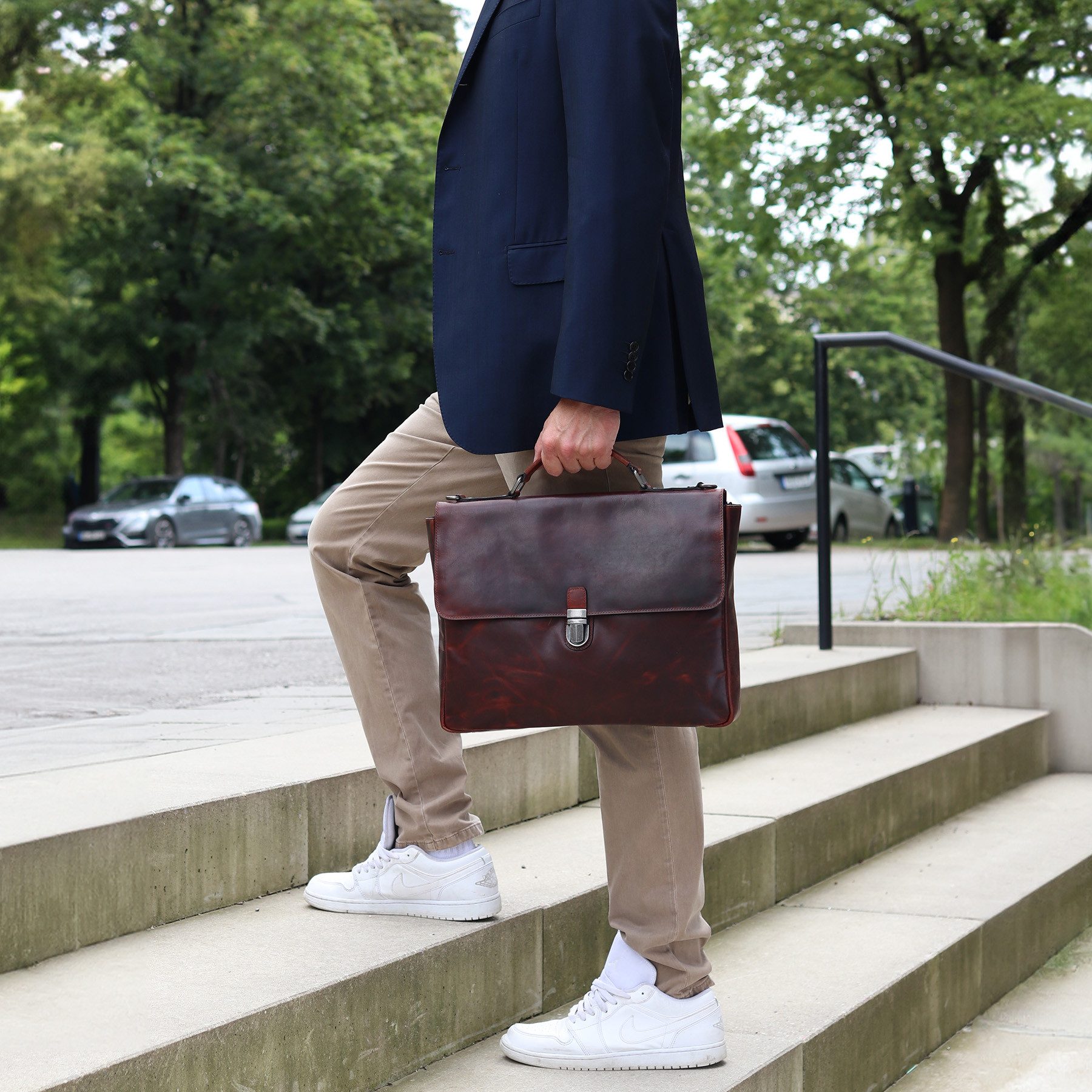 SID & VAIN Umhängetasche echt Leder groß 15 Zoll Laptop Fach dark-chestnut, Businesstasche 15 Zoll echt Leder Unisex, Aktentasche braun