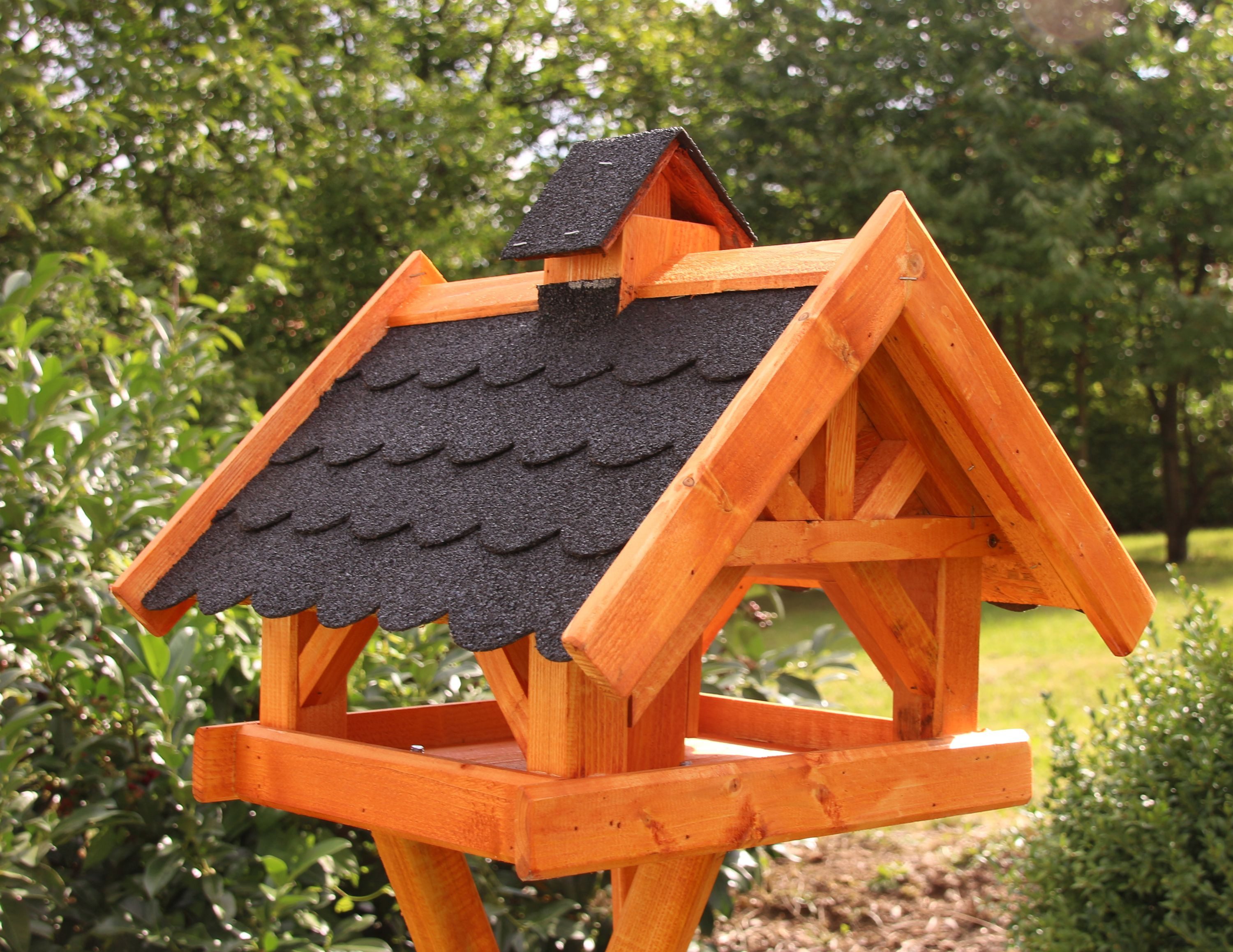 Holzdekoladen Vogelhaus XXL Vogelhaus behandelt 52x50cm günstig online kaufen