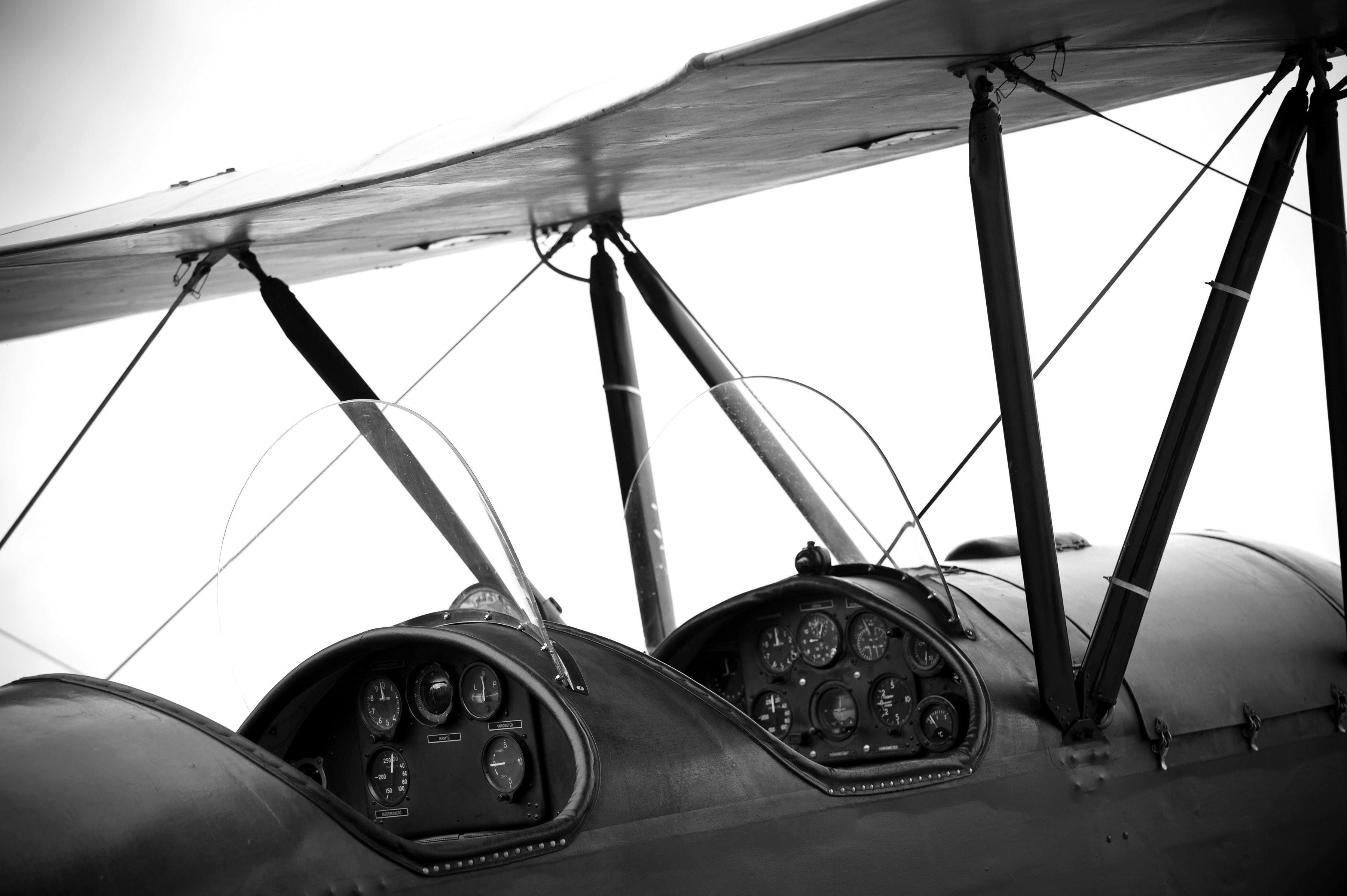 Papermoon Fototapete Flugzeug Schwarz & Weiß