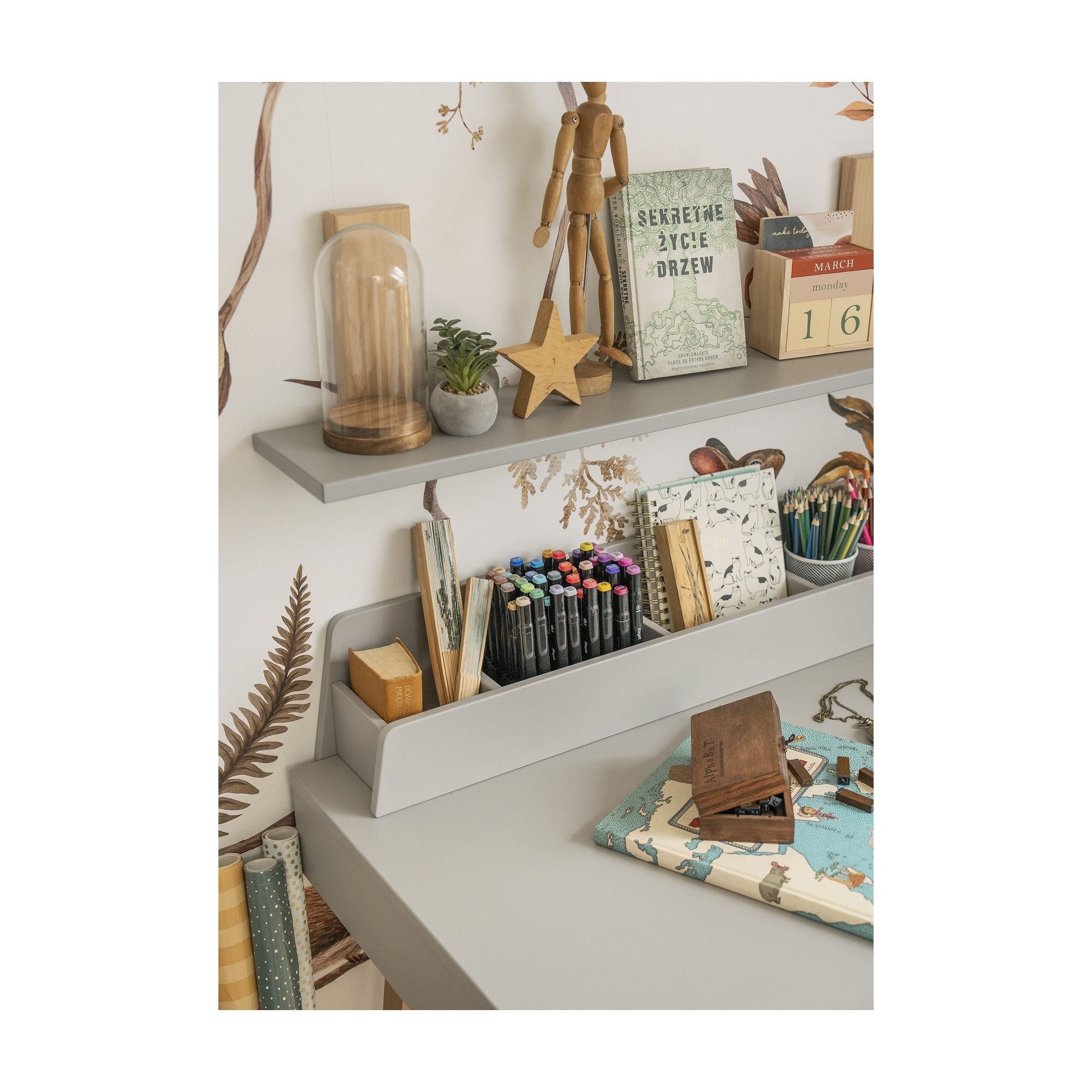 Raumhirsch Furniture Kinderregal Elegantes Wandregal SWING für Bücher und Dekoration, Maße: 92 x 17,8 x 20 cm (vielseitig nutzbar, Einfache Montage), Elemente aus massivem Buchenholz, skandinavisches Design, Wandmontage