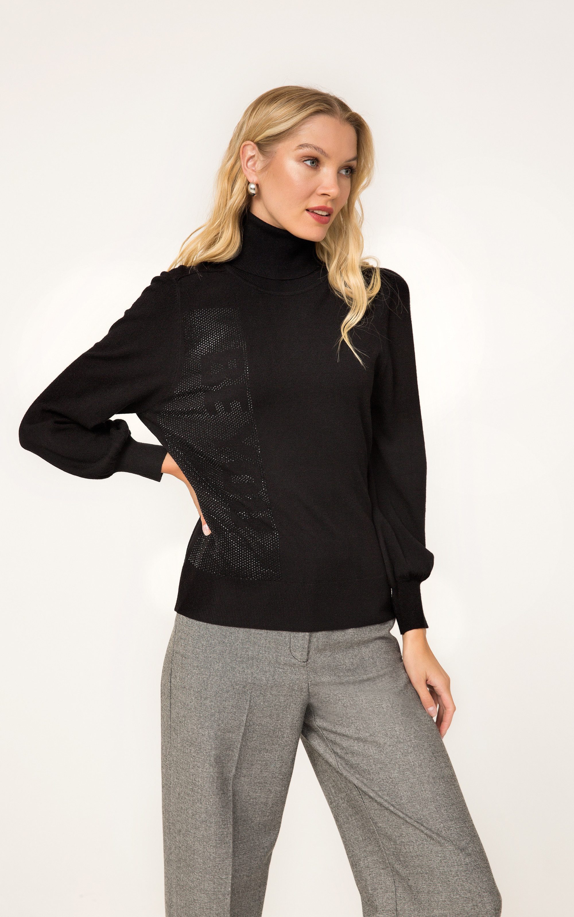Rollkragenpullover mit Strassstein-Schriftzug