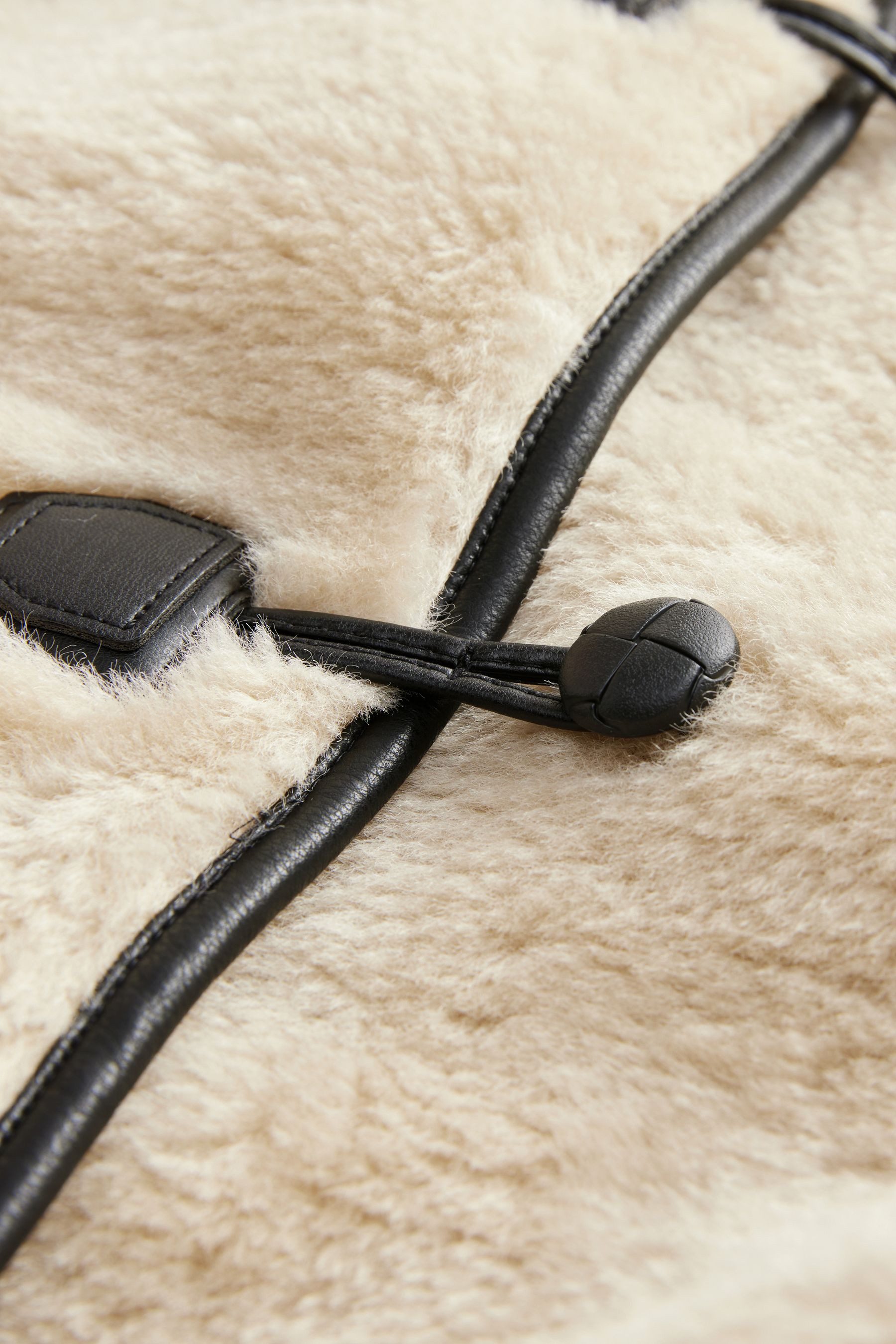 Next Fellimitatjacke Duffeljacke aus Teddyfell (1-St)