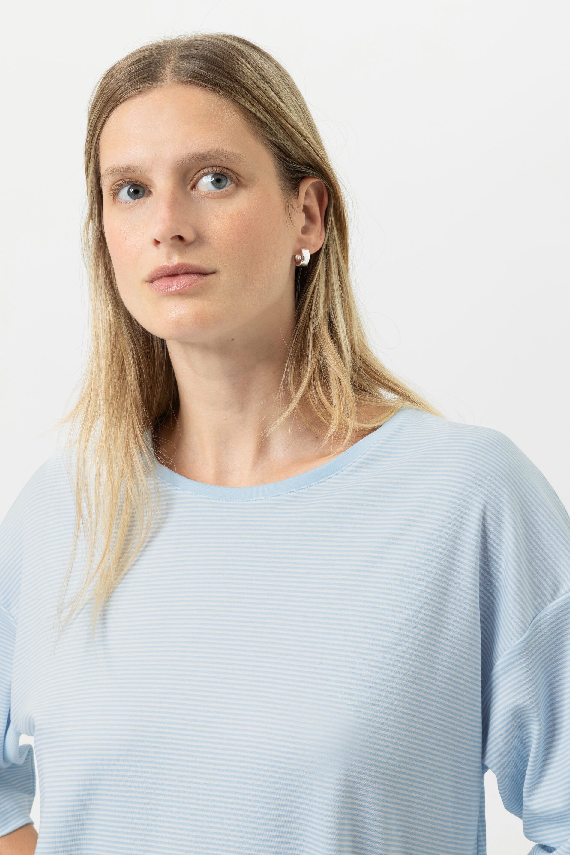 Mey Schlafanzug Mey Anzug kurz Serie Simple Stripes Gestreift (2 tlg) Reine Baumwolle, Jersey-Qualität, purer Komfort