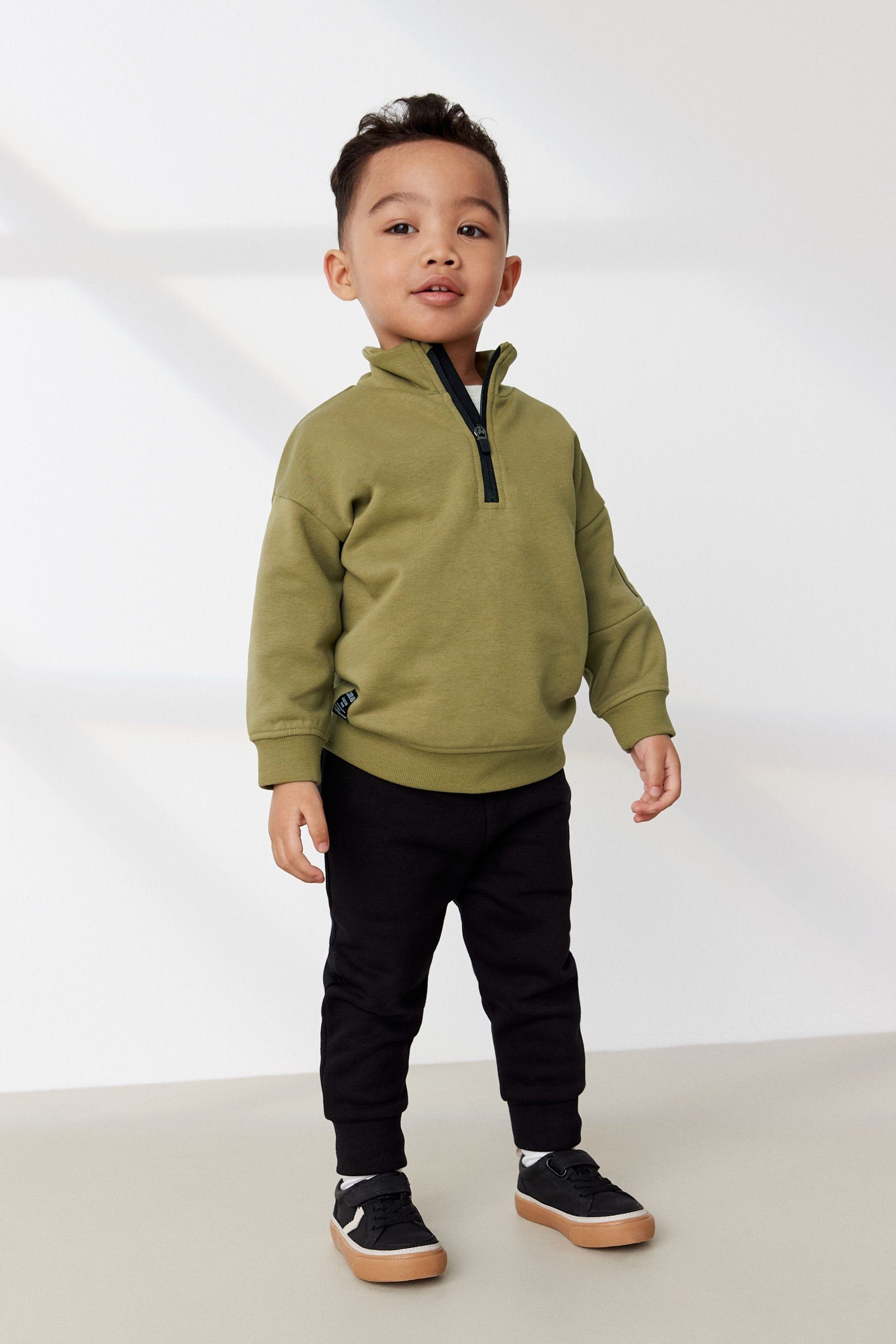 (2-tlg) Green/black Trichterkragen Sweatanzug Khaki Set: Jogginghose Sweatshirt und mit Next