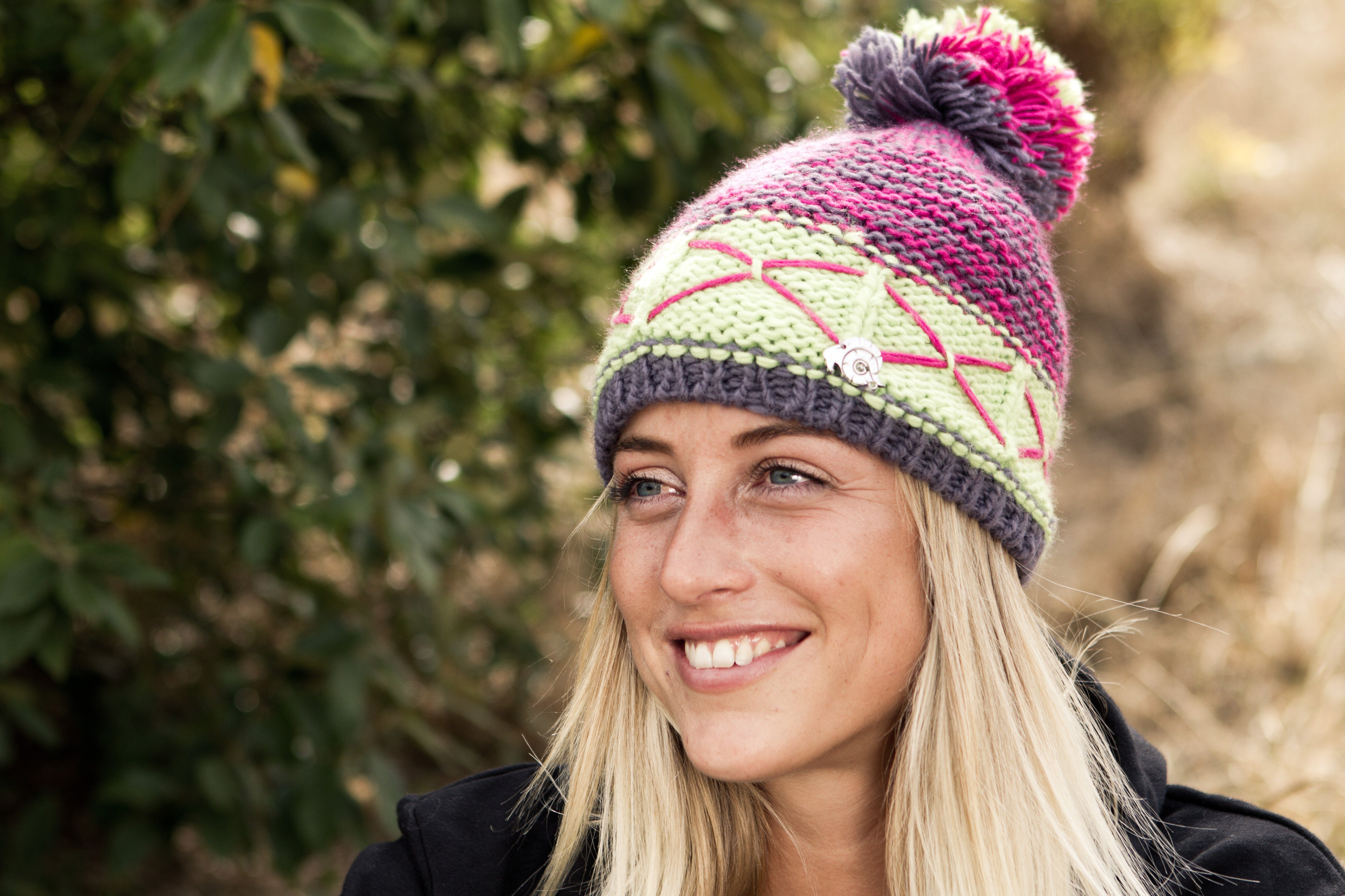 GUGGEN Mountain Bommelmütze GUGGEN Mountain Wintermütze Stickmütze Bommelmütze K013