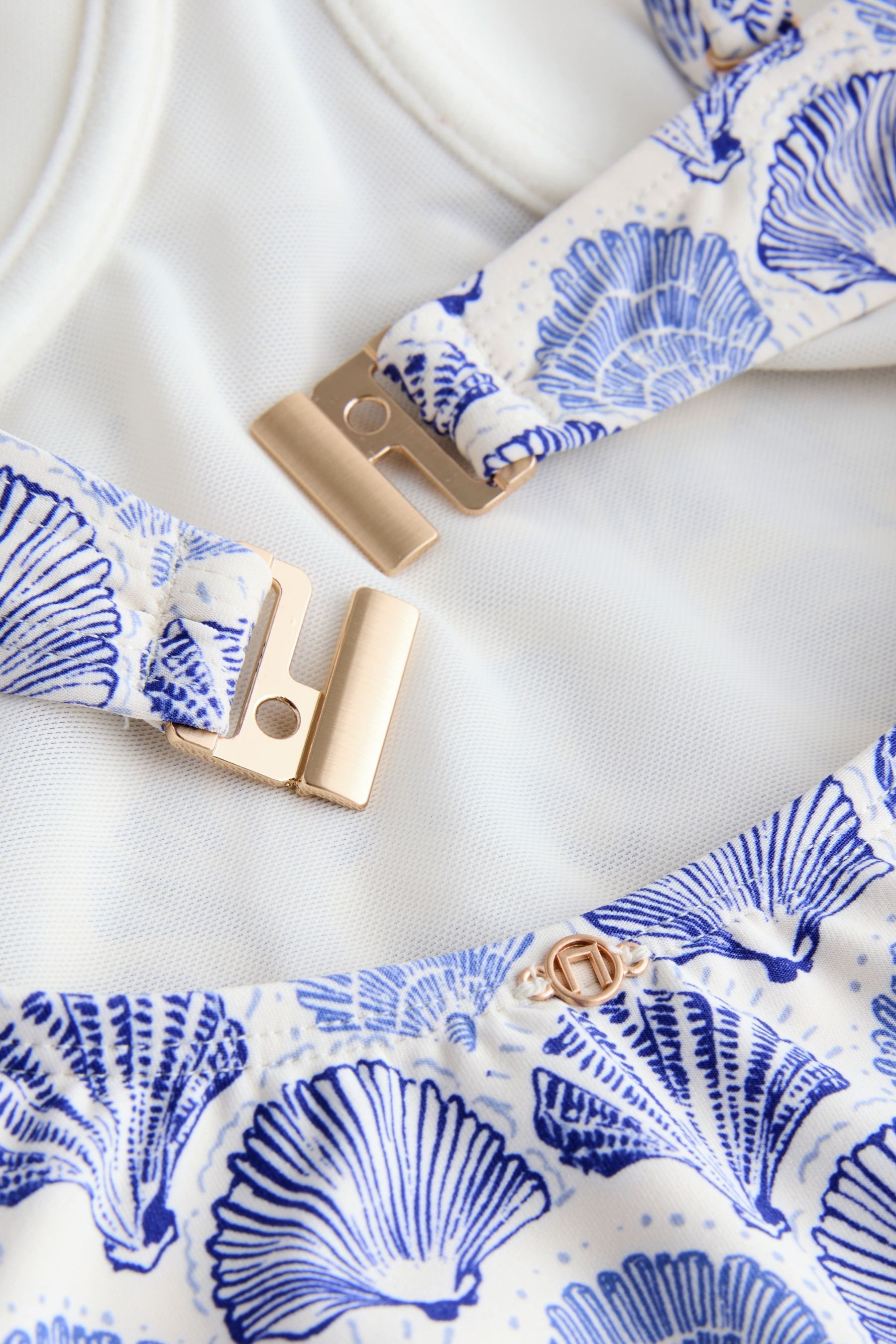 Next Tankini-Top Wattiertes Bandeau-Tankinioberteil mit Bügel (1-St)