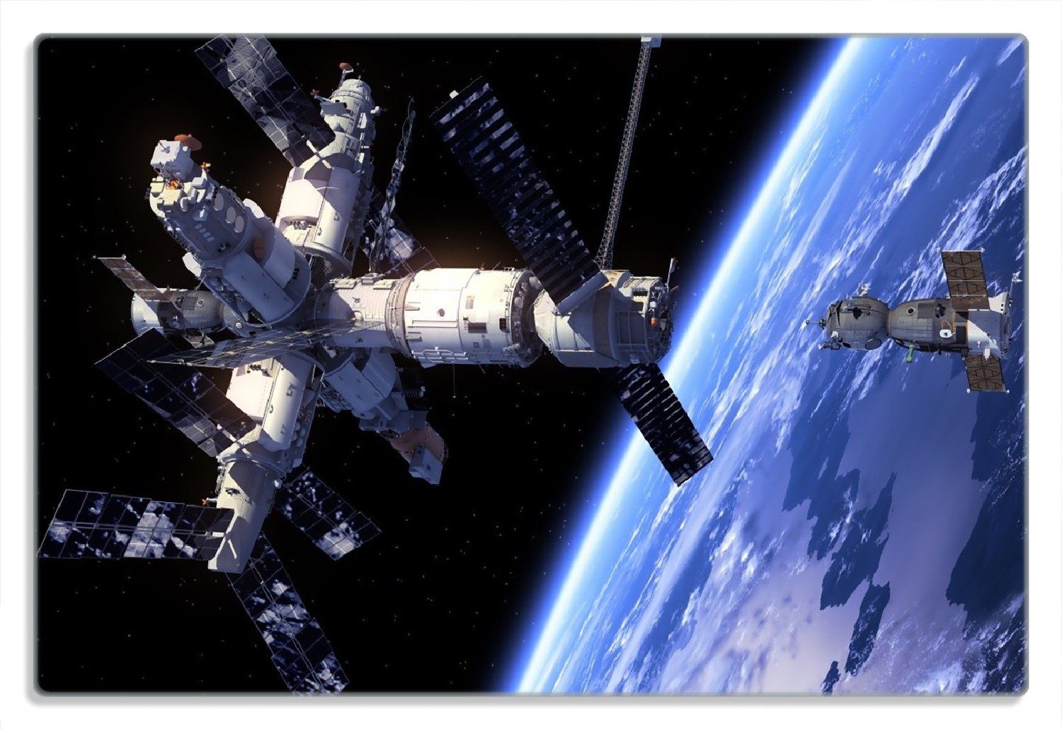 Wallario Frühstücksbrett Raumfahrt - Raumstation und Raumschiff im Weltall, (inkl. rutschfester Gummifüße 4mm, 1-St), 20x30cm