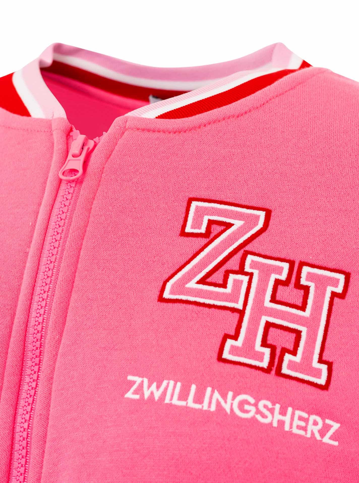 Zwillingsherz Sweatjacke "Zwillingsherz" durchgehender Zipper, Logo auf der Schulter, gestreifte Bündchen – Bild 3 von 5