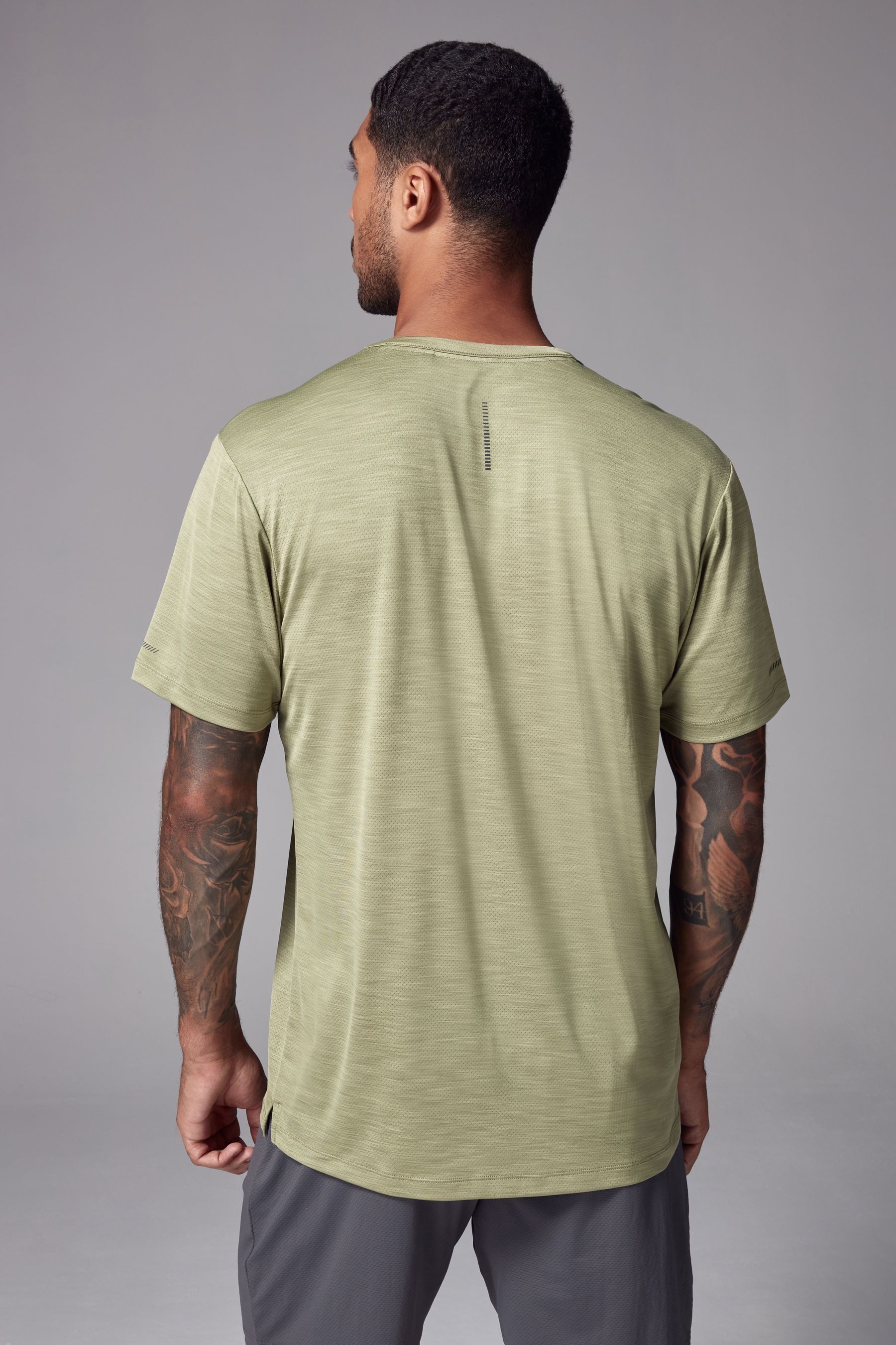 Next Trainingsshirt Sport-T-Shirt mit Netzstoff (1-tlg) günstig online kaufen