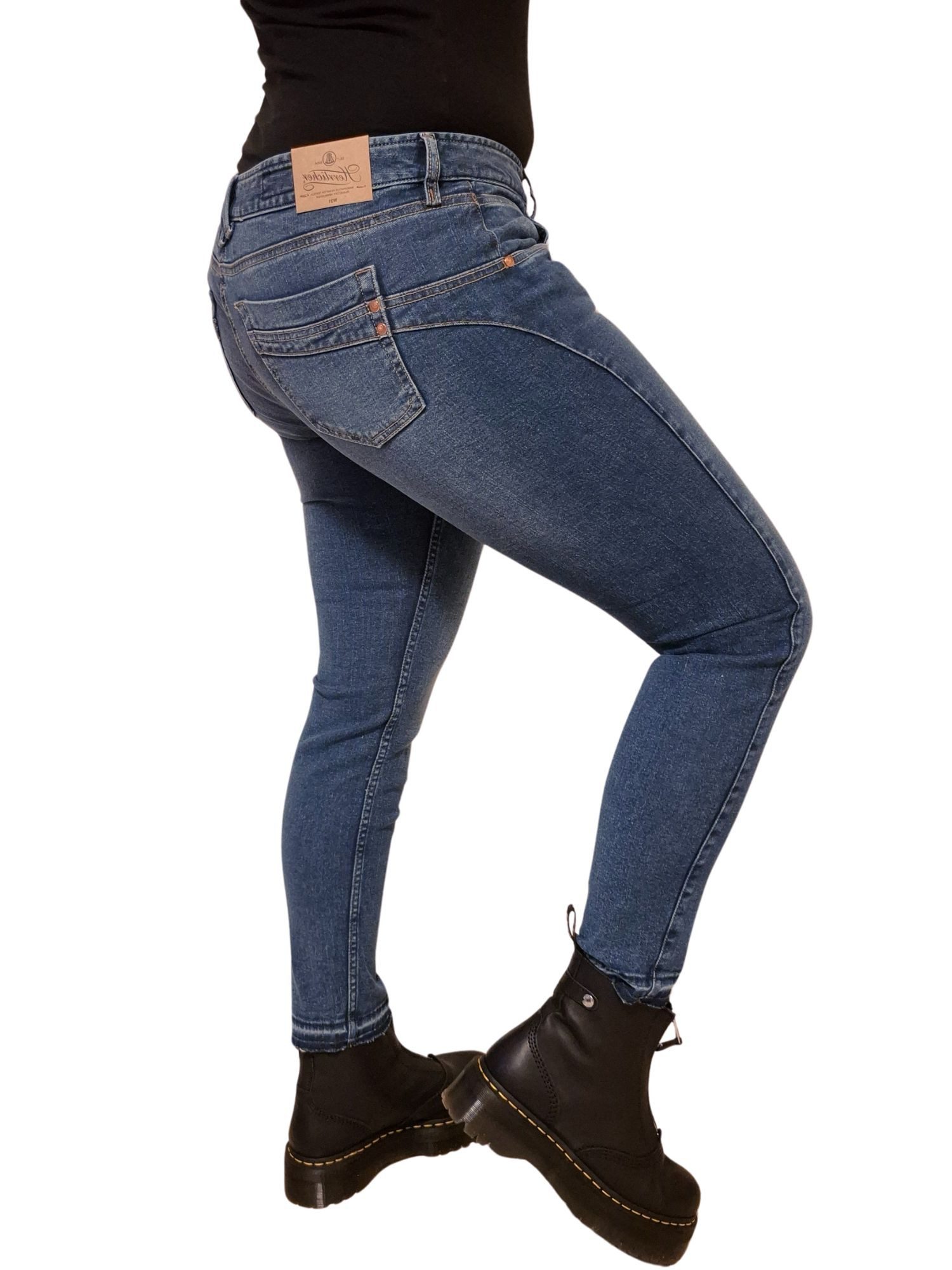 Herrlicher Slim-fit-Jeans 5320-RD202, Herrlicher Touch Cropped Jeans aus Recycled Denim offener, leicht gefranster Saum