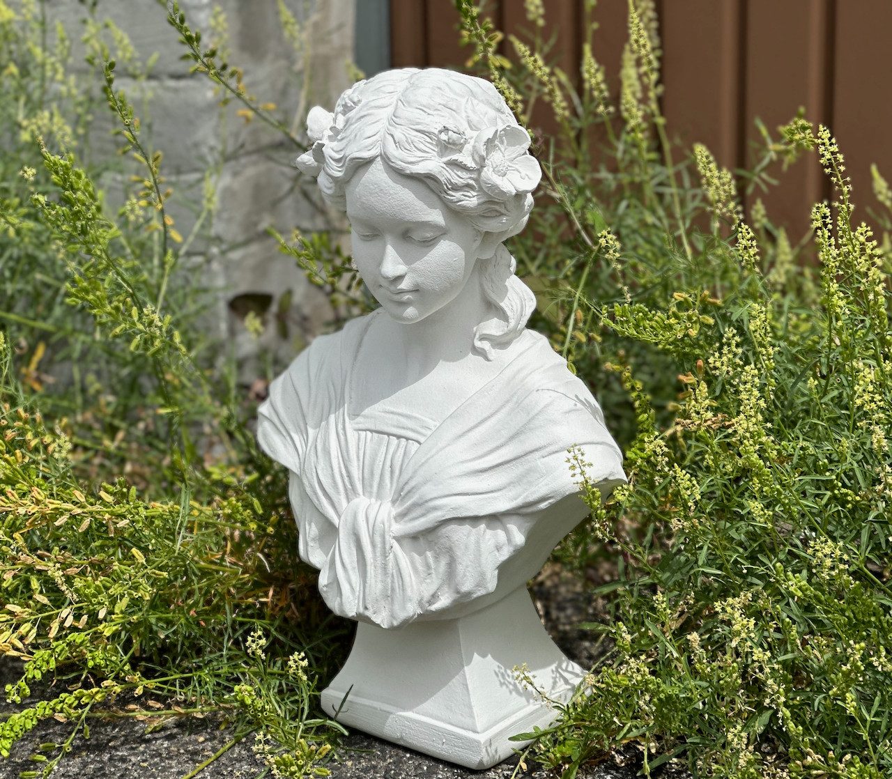 Stone and Style Gartenfigur Frostfeste Steinfigur Frauenbüste Antoinette 50cm