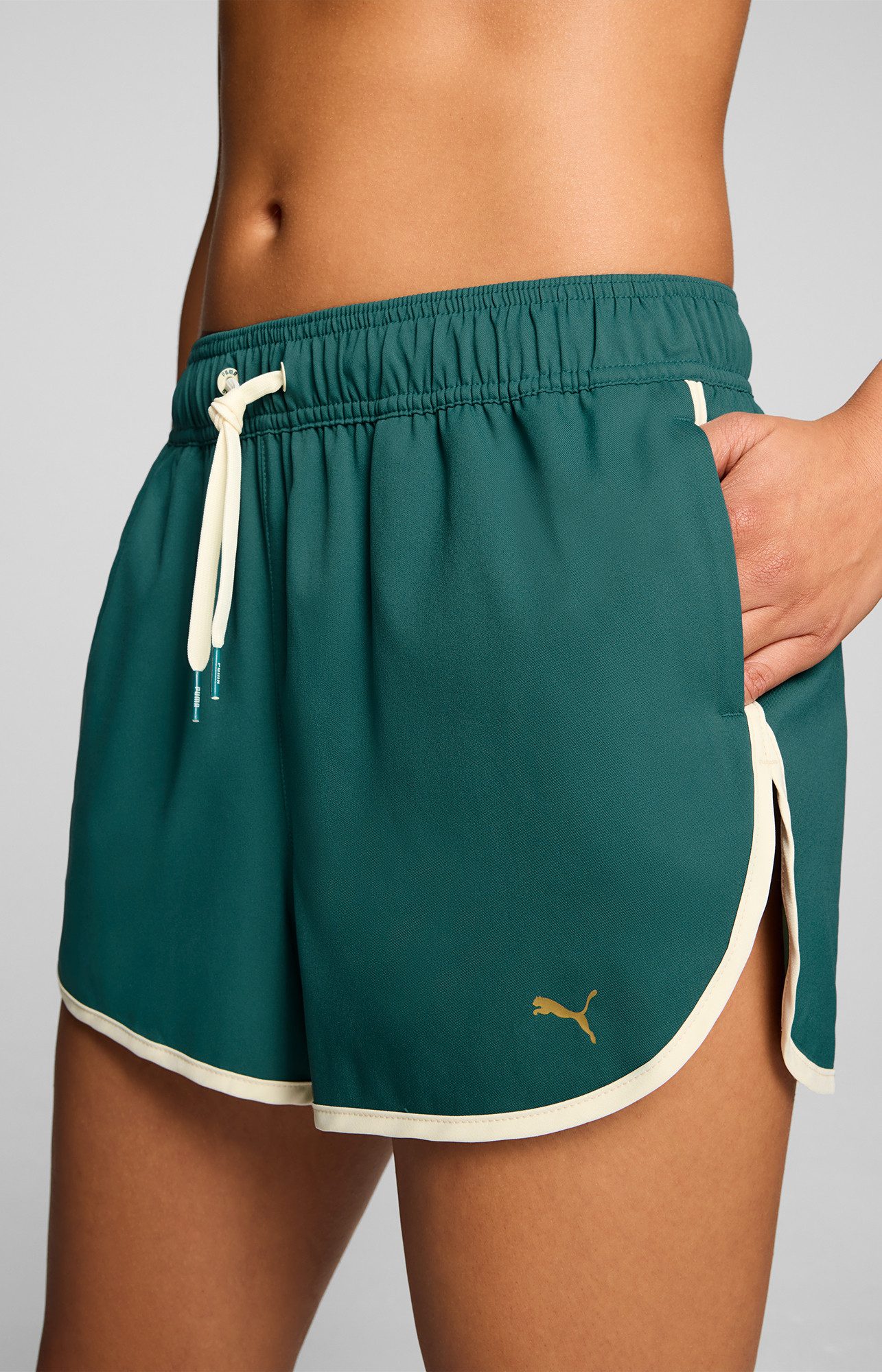 PUMA Badehose PUMA SWIM WOMEN WOVEN SHORTS