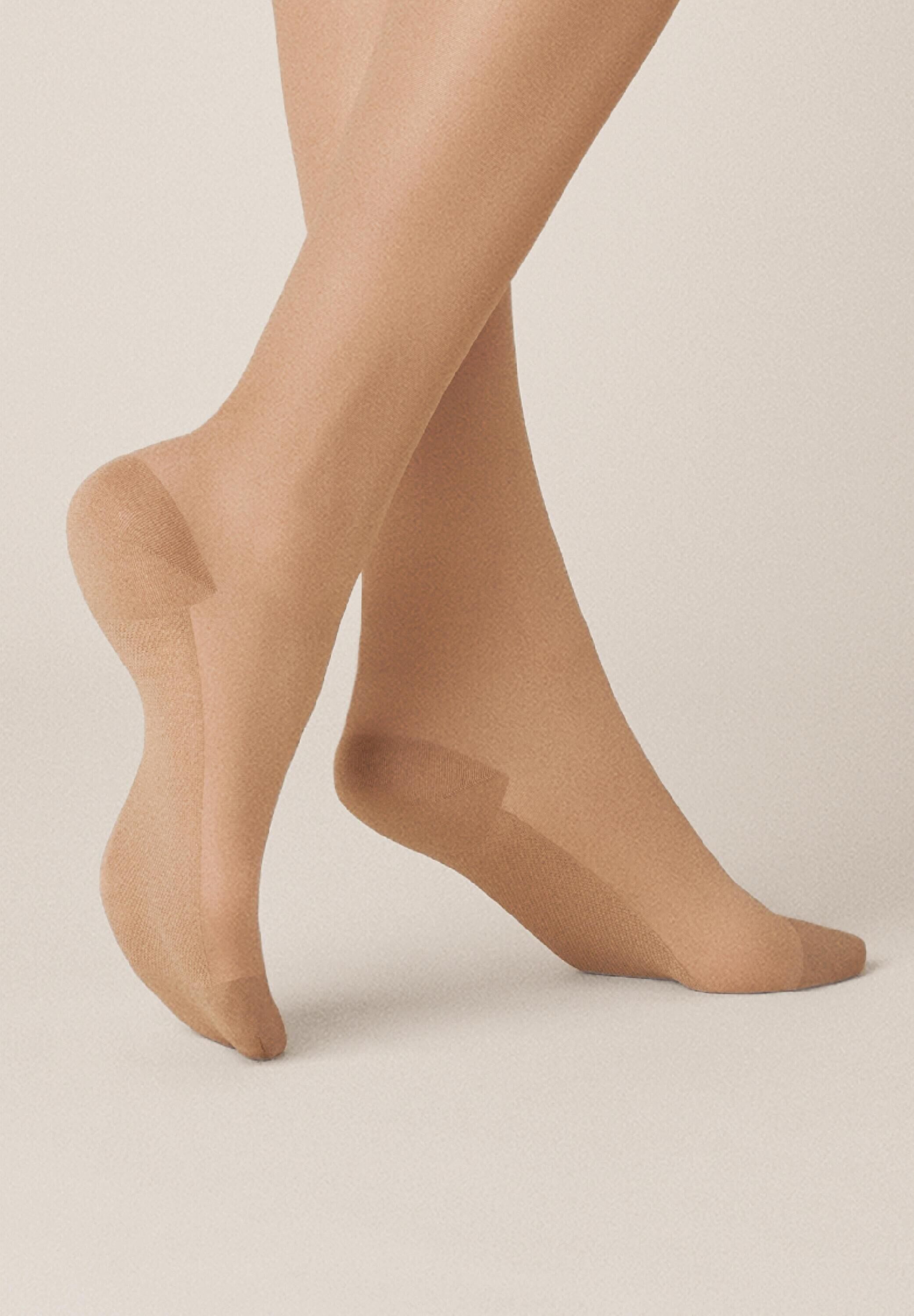 KUNERT Feinkniestrümpfe Cotton Sole 20 (1-Paar) Transparente Kniestrümpfe mit atmungsaktiver Baumwoll-Sohle – Bild 2 von 5