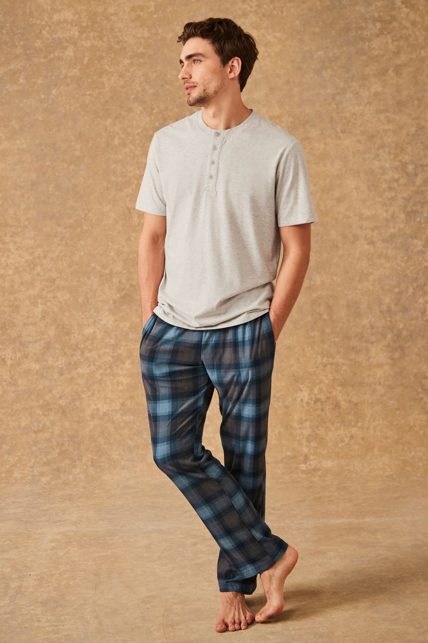 (2 Grey/Blue Pyjama Next Bequemer Check Motionflex tlg) Schlafanzug