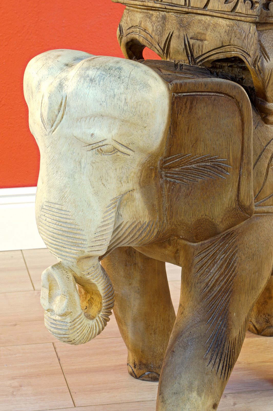 Kinaree Blumentisch Beistelltisch KAOH YOR natur, Elefant, Suar Akazie Holz, Naturprodukt