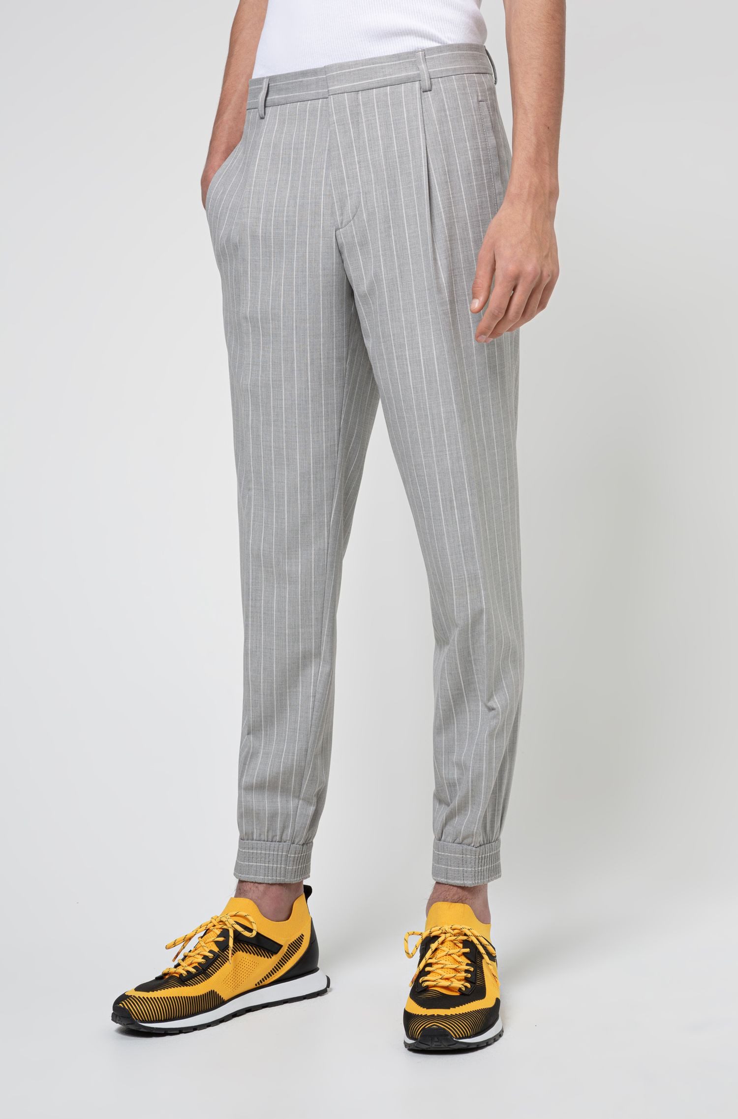 HUGO Chinos