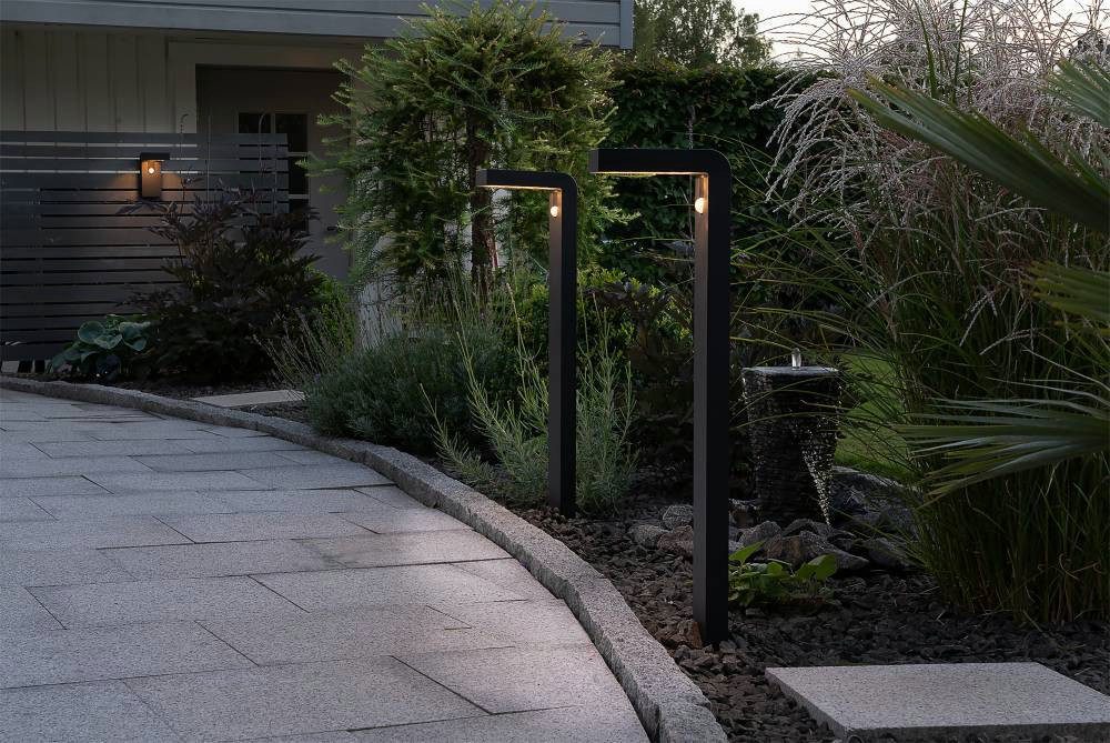 EGLO Stehlampe BARACCONI Stehlampe, Alu, Kunststoff, IP44, Solar, Außenlampe, Lampe, Bewegungsmelder, LED wechselbar, Warmweiß, Stehleuchte, L9 x B20 x H80 cm, schwarz, 18X0,2W inkl.
