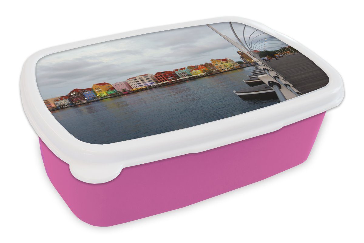 Curaçao, für Lunchbox Blick Willemstad, Mädchen, Kinder, auf Snackbox, mit MuchoWow rosa Kunststoff Brücke Brotbox Kunststoff, Erwachsene, Brotdose (2-tlg), die Stadt