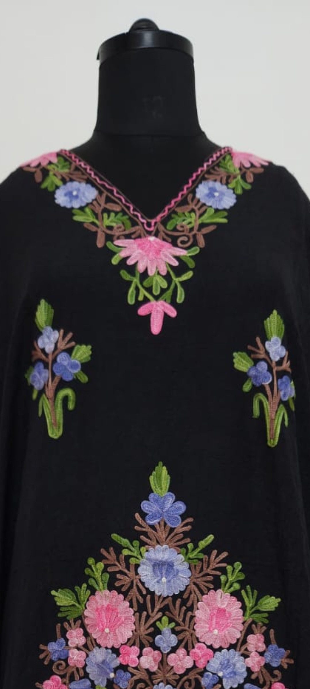 PfauGermany Kaftan MAJESTIC AriWork Embroidery