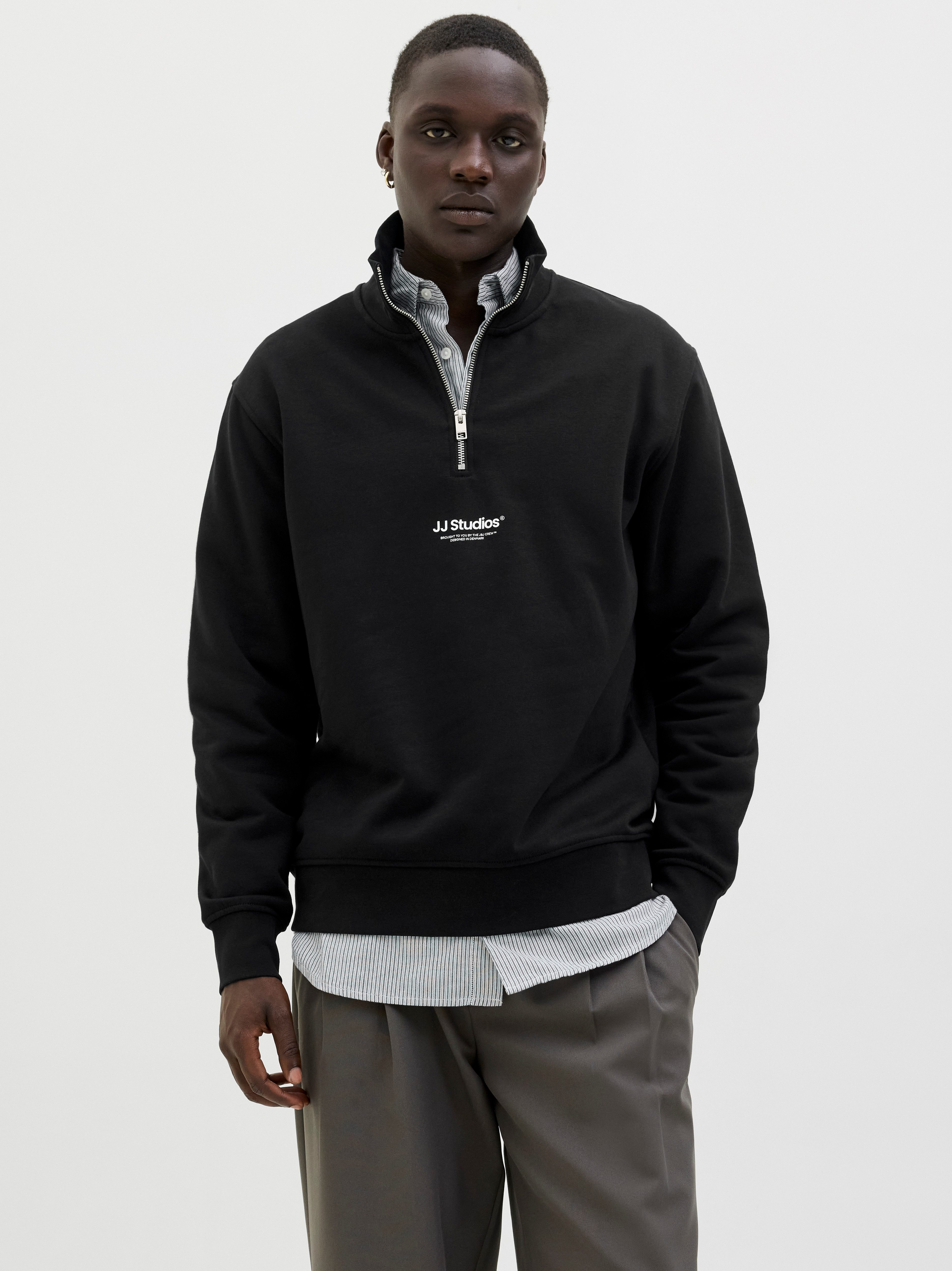 Jack & Jones Sweatshirt JJESOHO SWEAT QUARTER ZIP HN NOOS mit Print