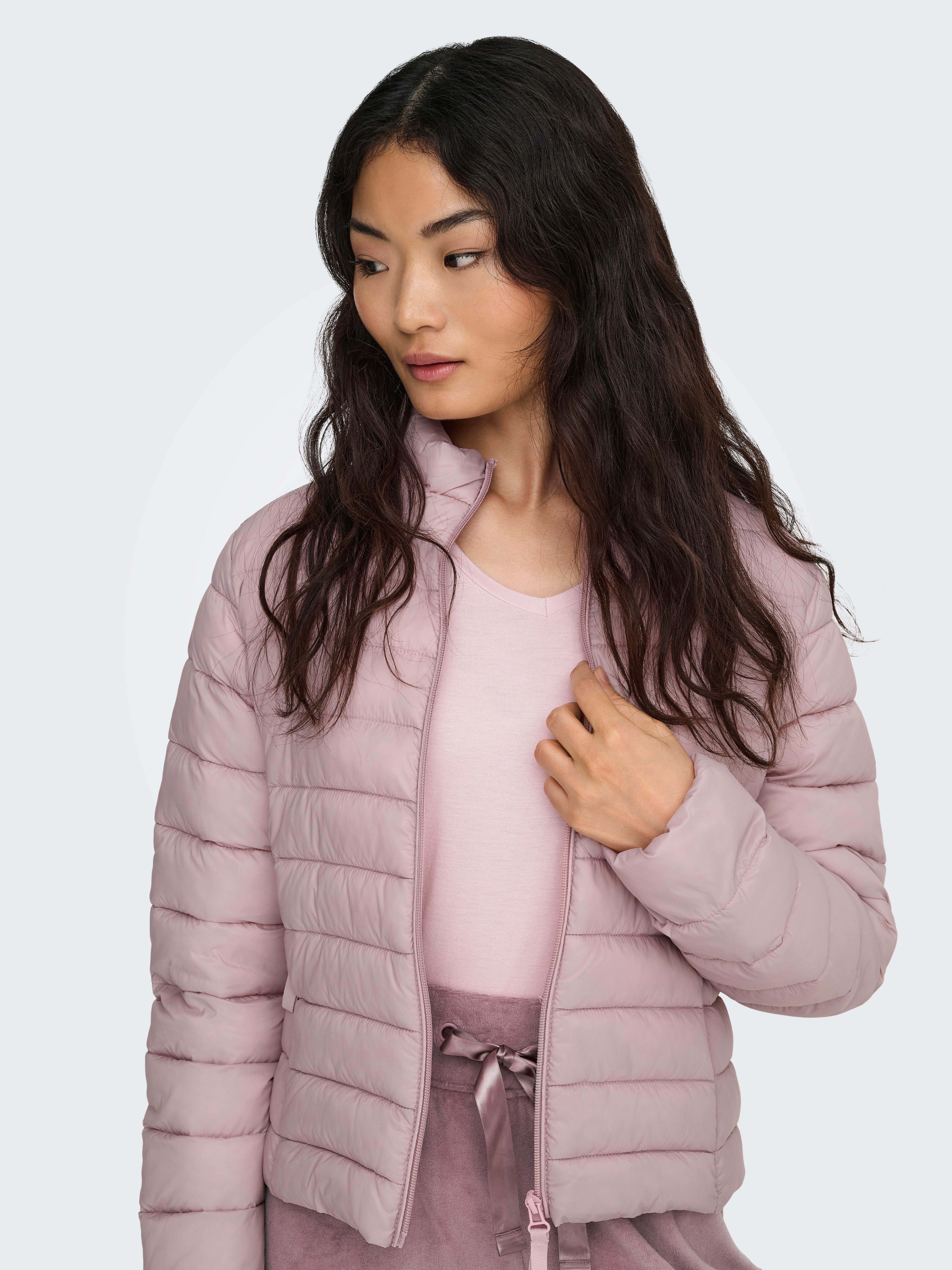 ONLY Steppjacke ONLTAHIA LW QUILTED JACKET OTW NOOS Kunstfaser