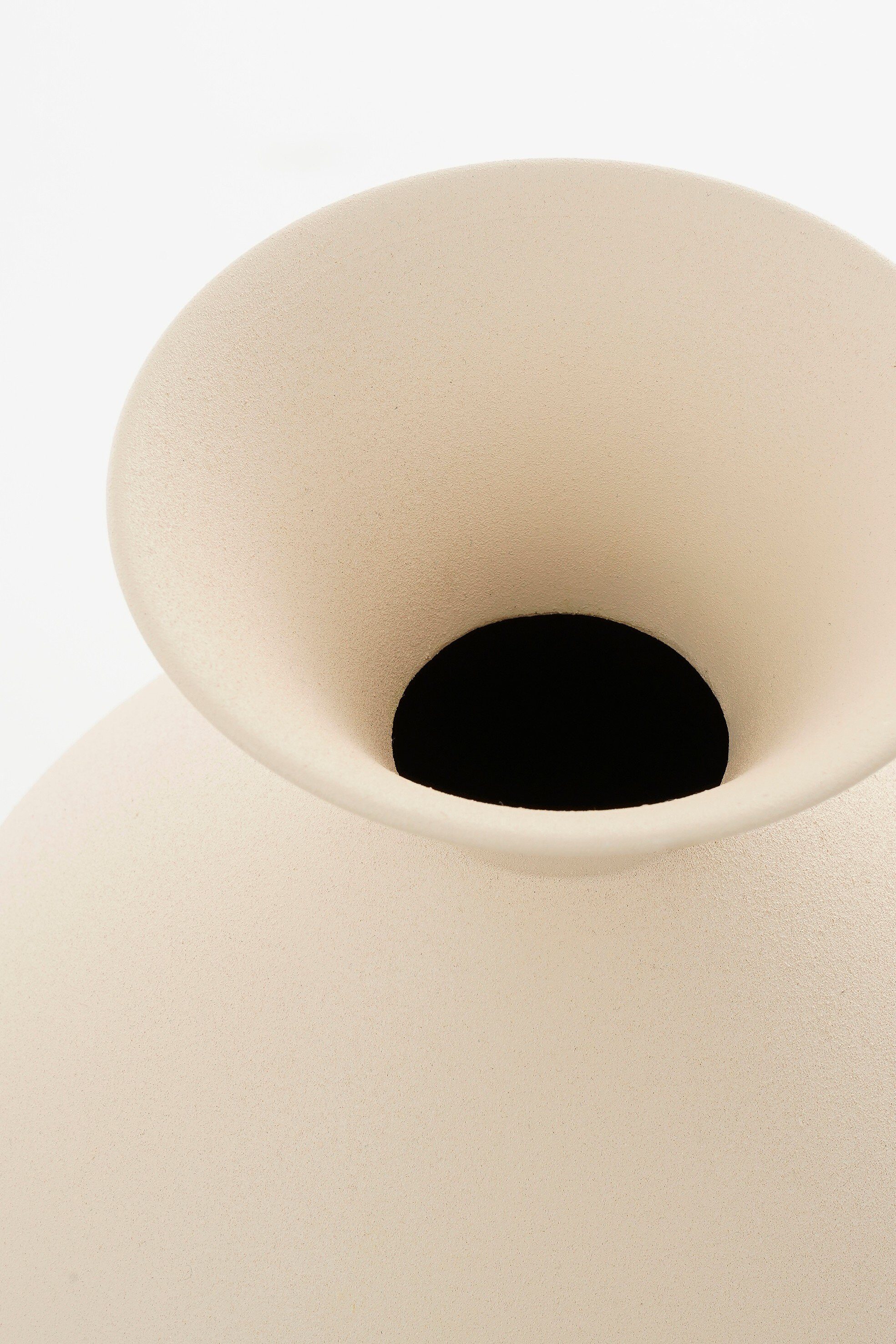 Mica Decorations Dekovase Mica Decorations Gyge Vase off white - l26xb22xh30,5cm