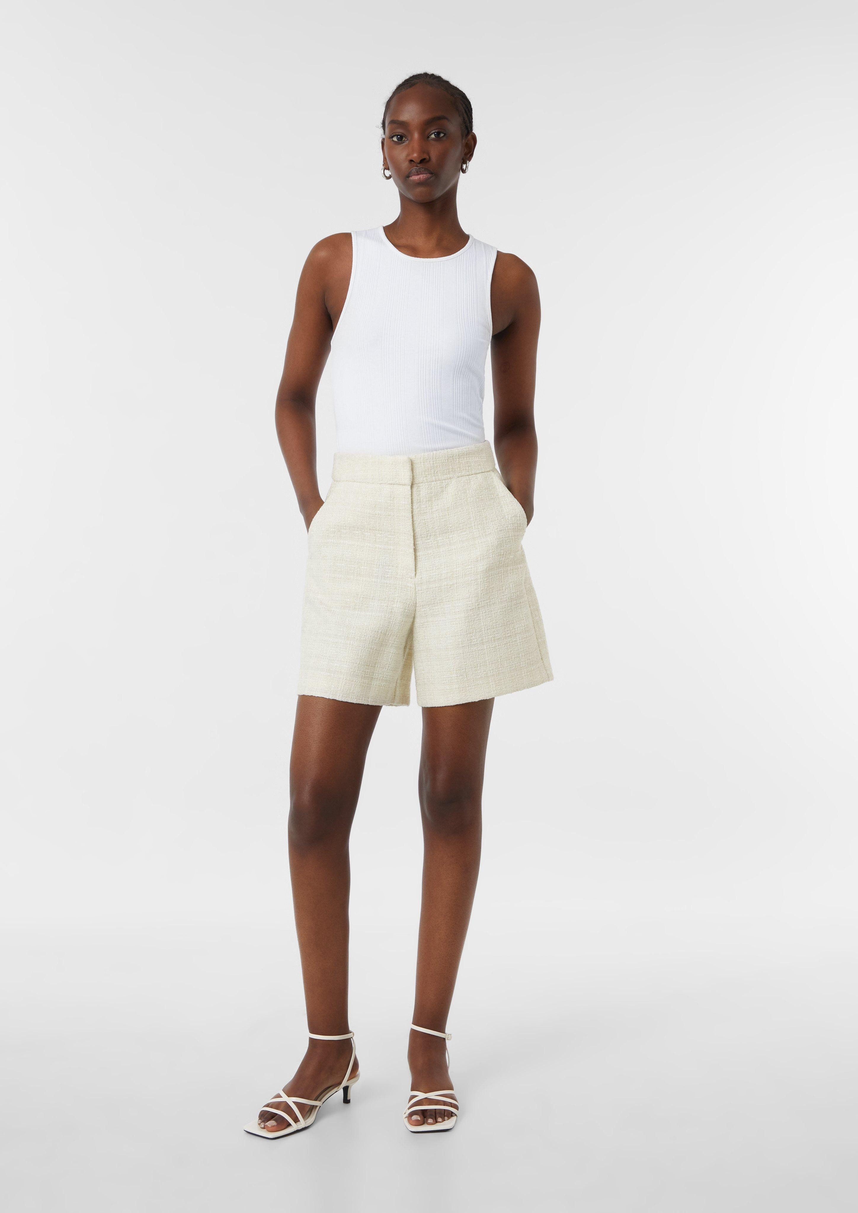Chinoshorts Bouclé-Shorts mit dezentem Glitzergarn
