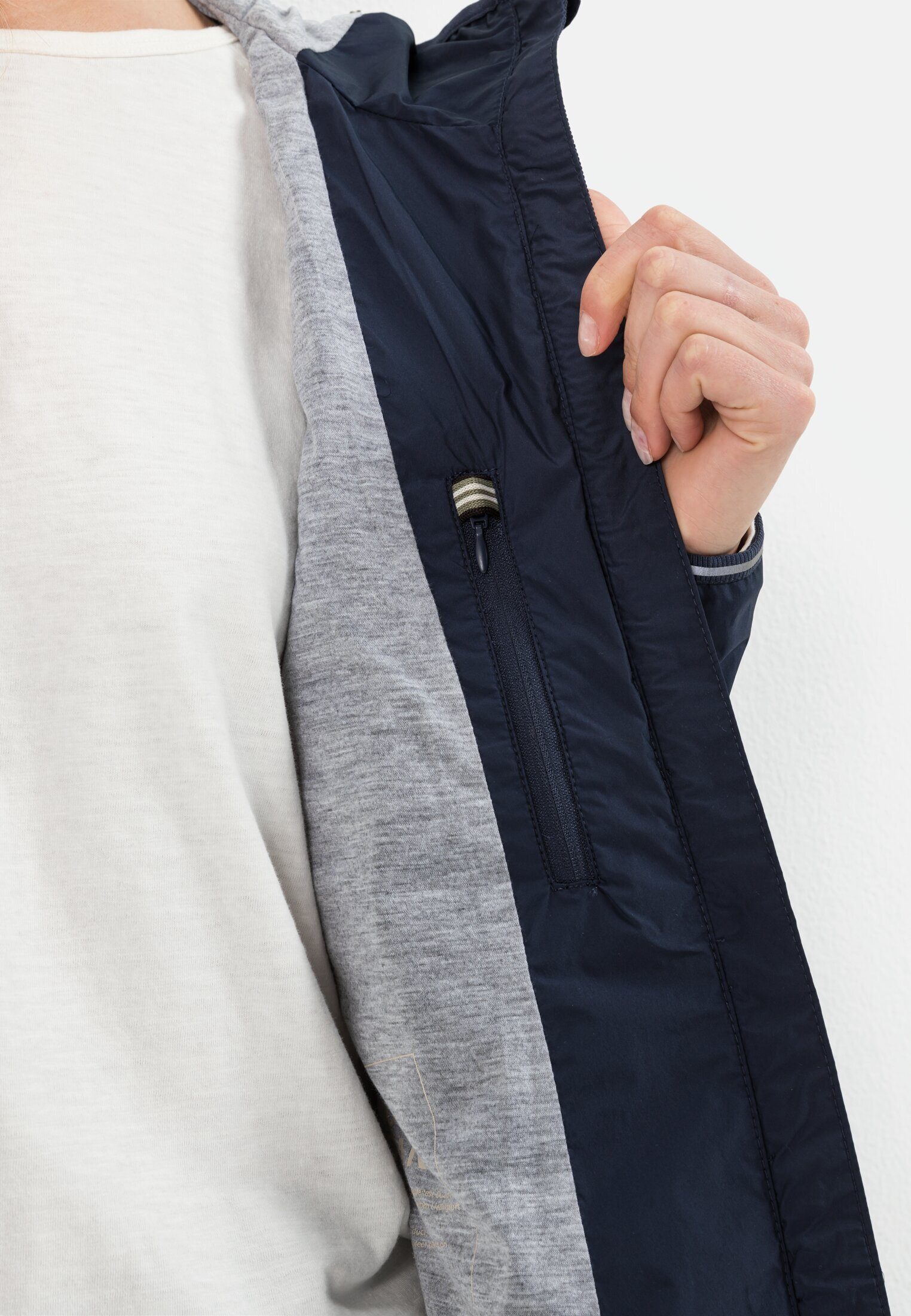 camel active Outdoorjacke Windbreaker aus recyceltem Polyester Langarm