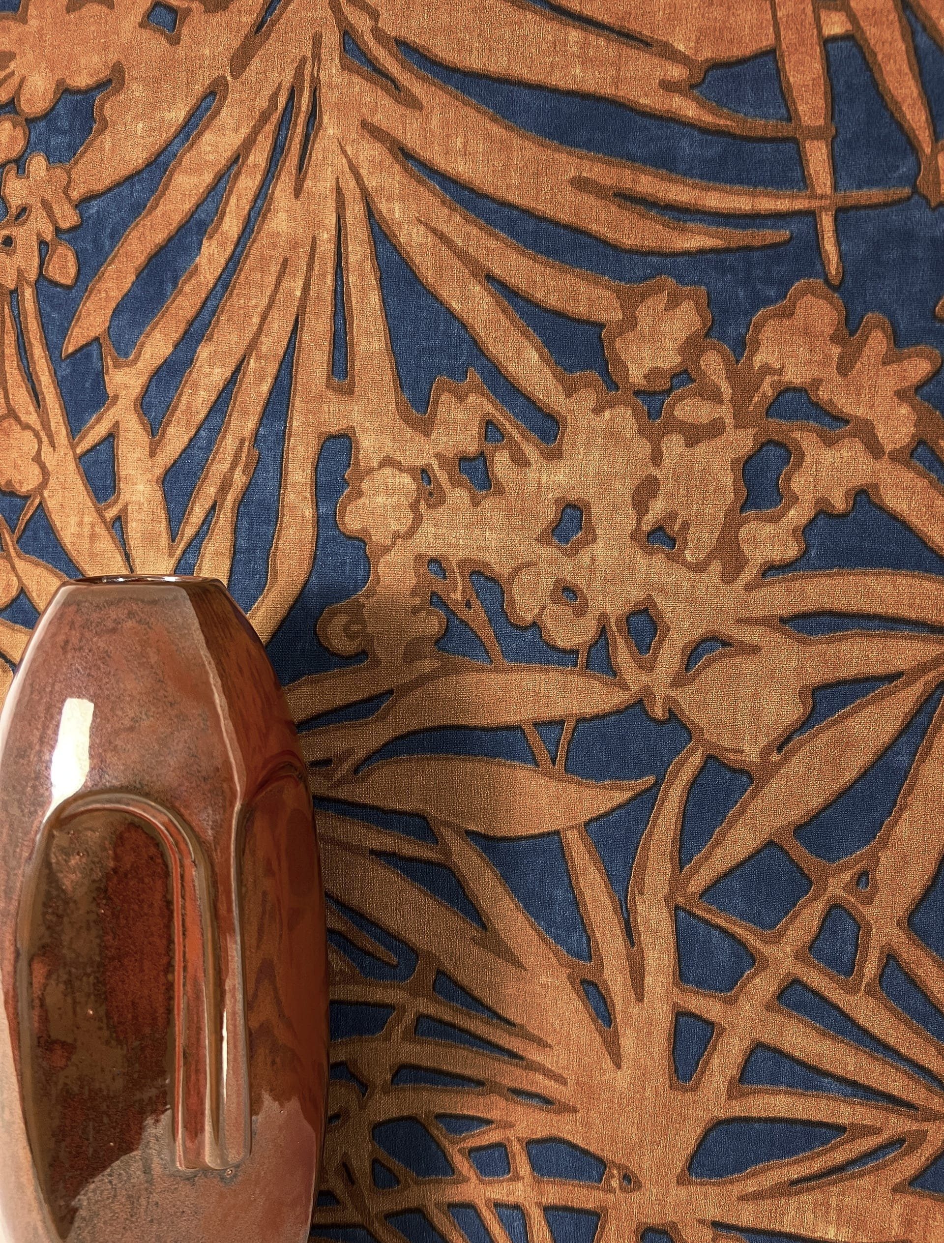 Newroom Vliestapete Tereza Petrol Tapete Mustertapete Dschungel,Palmenblätter,Blüten, Blau Tapete Modern Dschungel - Mustertapete Blumentapete Petrol Braun Tropisch Floral Palmenblätter Blüten für Wohnzimmer Schlafzimmer Küche, Blumentapete