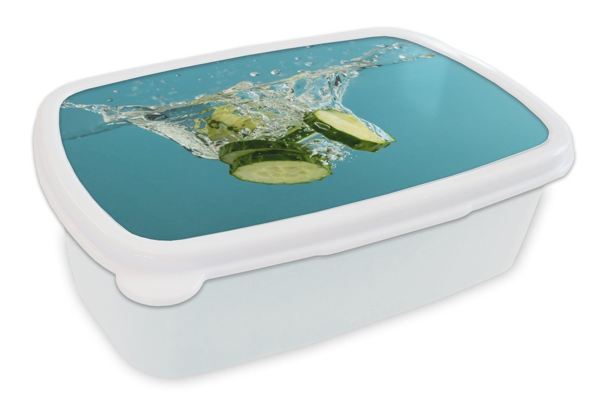 MuchoWow Lunchbox Gurke - Scheibe - Wasser, Kunststoff, (2-tlg), Brotbox für Kinder und Erwachsene, Brotdose, für Jungs und Mädchen weiß