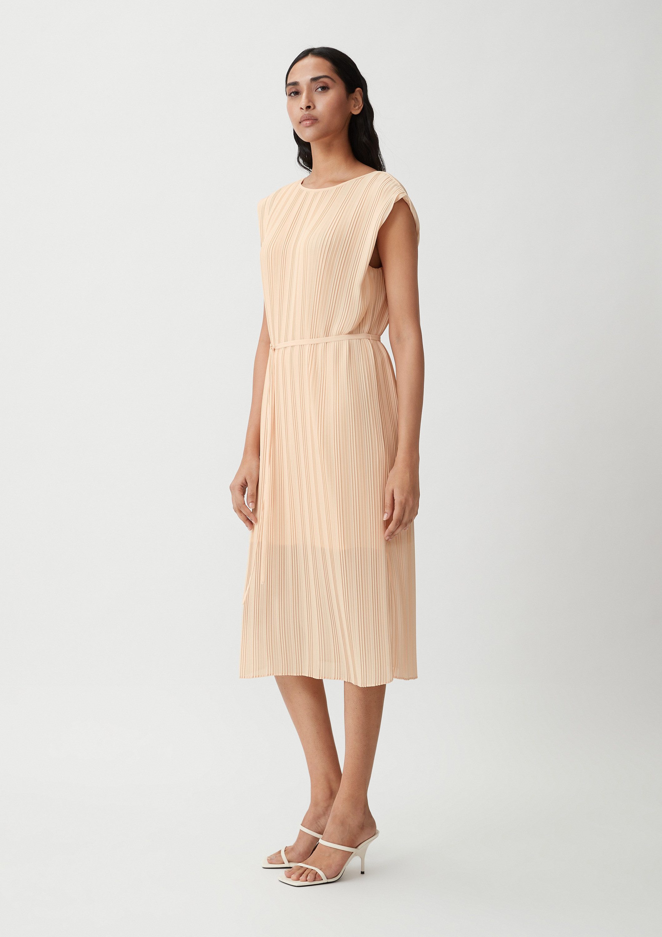 comma Midikleid Kleid Kleid mit Plisseefalten günstig online kaufen