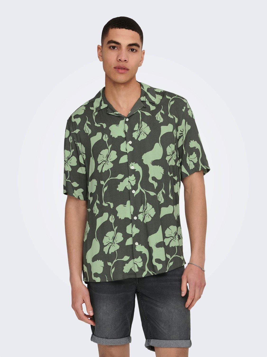 ONLY & SONS Kurzarmhemd Freizeit Kurzarm Hemd Tropisches Blumen Print Shirt ONSDASH 5049 in Grün