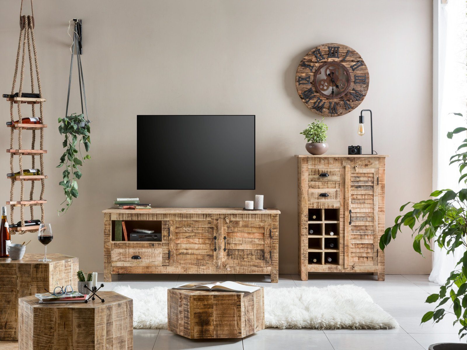massivum Lowboard Caribou massivholz TV-Bank Landhaus (1 St)