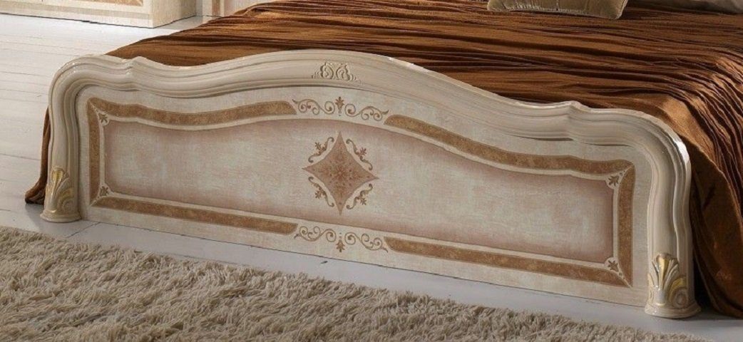 Interdesign24 Bett Livia (im klassischen Barock-Stil, in versch. Größen, inkl. Lattenrost), in Beige