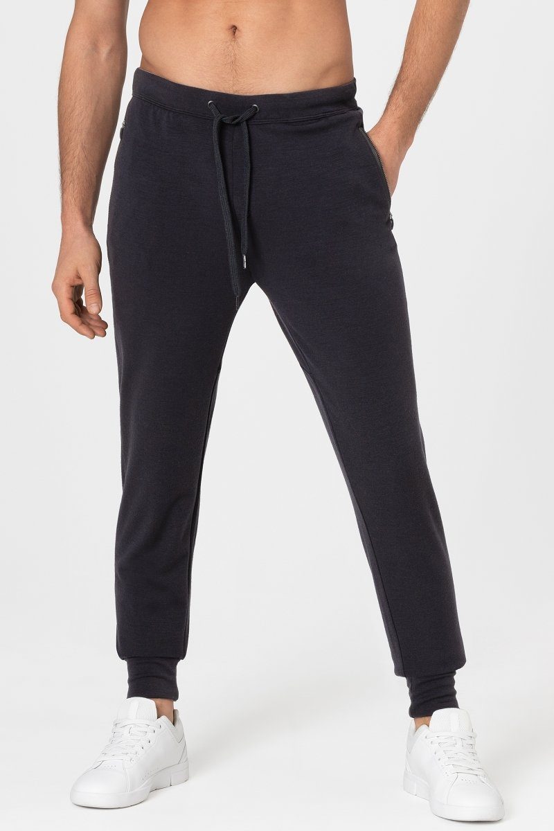 bequemer Jogginghose Merino-Materialmix Merino SUPER.NATURAL EVERYDAY M Hose SWEATPANTS Black Jet