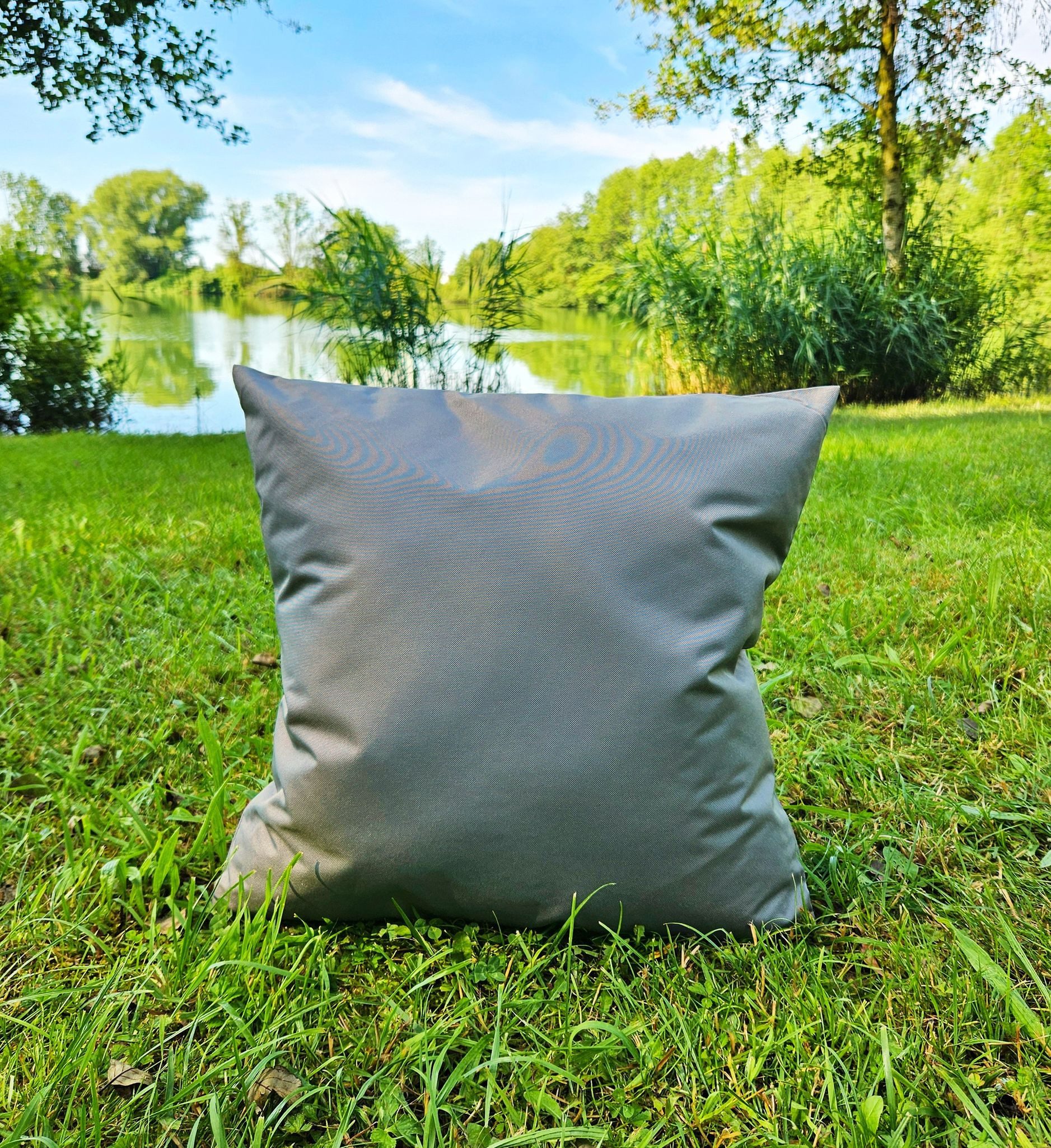 JACK Kissenbezüge 1x 40x40cm Hülle Outdoor Wasserabweisend, (1 Stück), 1x Kissenhülle, strapazierfähig, wasserabweisend, Innen & Außen