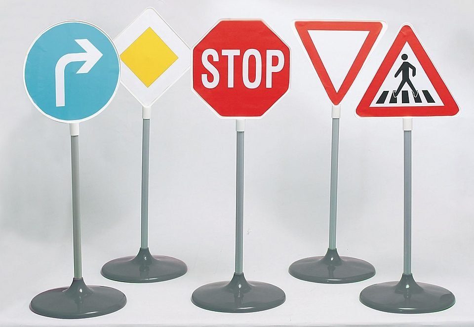 Klein Spiel-Verkehrszeichen (5-tlg), Made in Germany