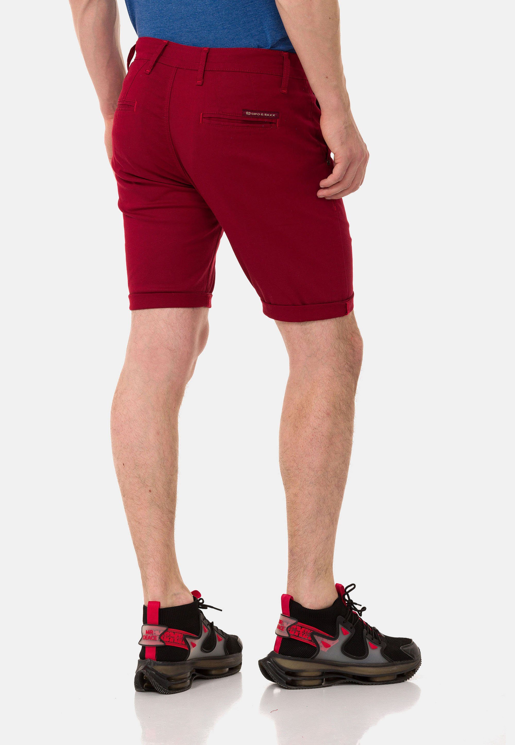einfarbigen Baxx Cipo Shorts im rot Look &