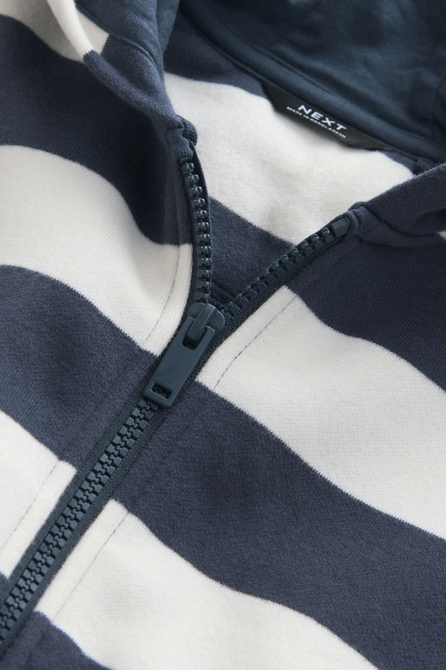 Next Hoodie Kapuzenjacke mit durchgehendem Reißverschluss (1-tlg)