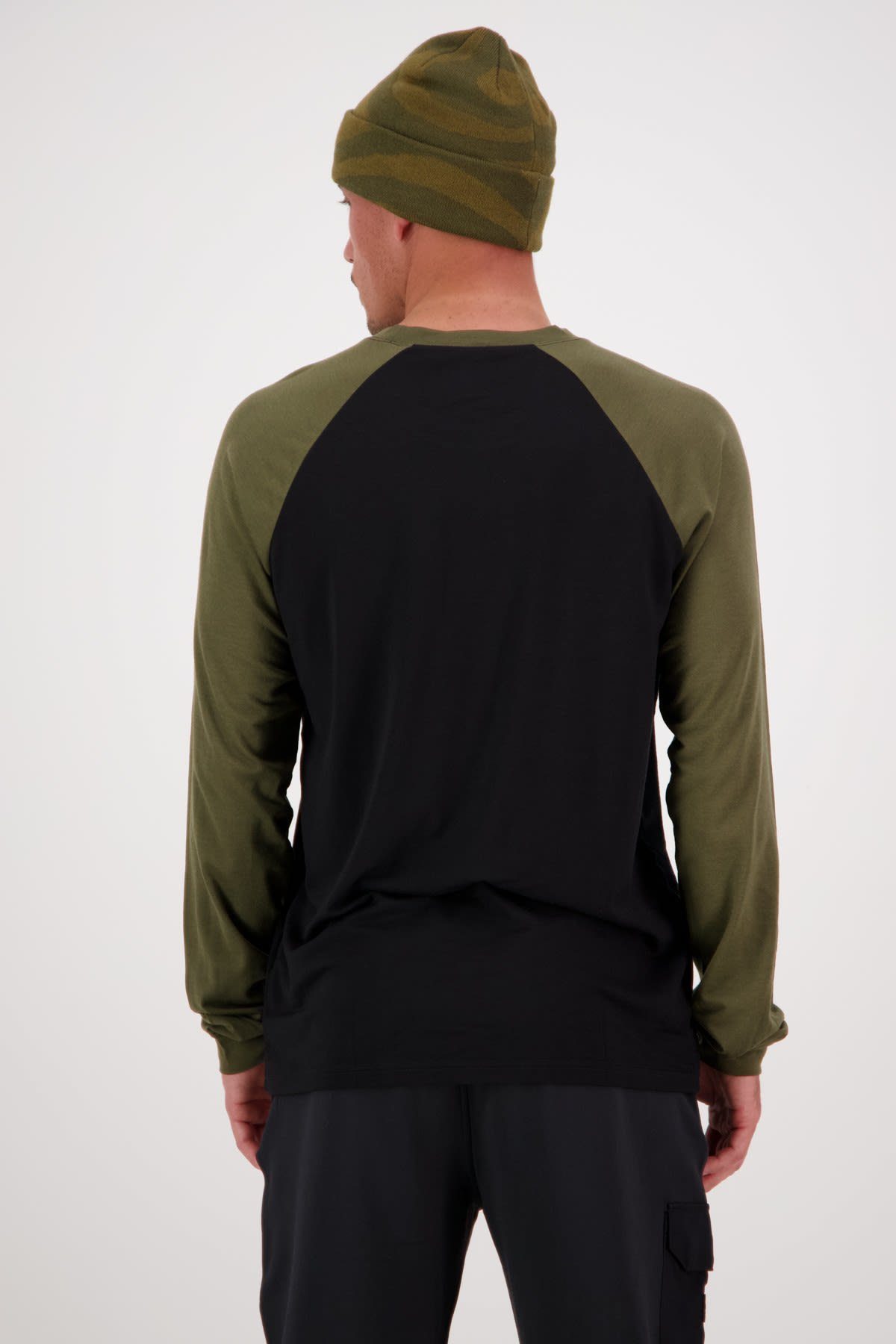 Mons Royale Langarmshirt Mons Royale - Black Dark Herren Raglan Langarm-Shirt M Icon Green