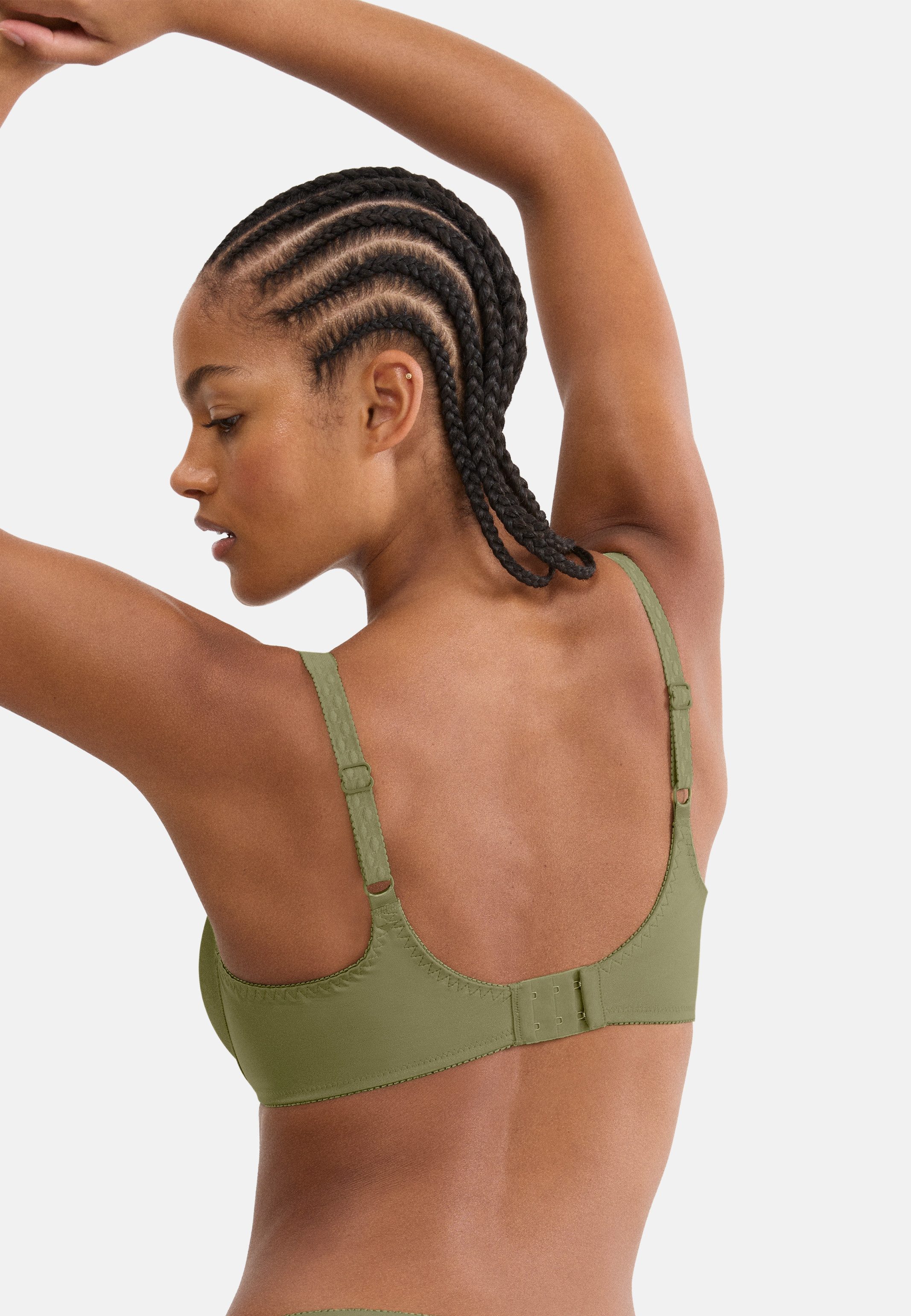 Triumph Minimizer-BH Ladyform Soft T W01 (1-tlg) Minimizer-BH - Blickdicht - Spitzeneinsätze für feminine Details