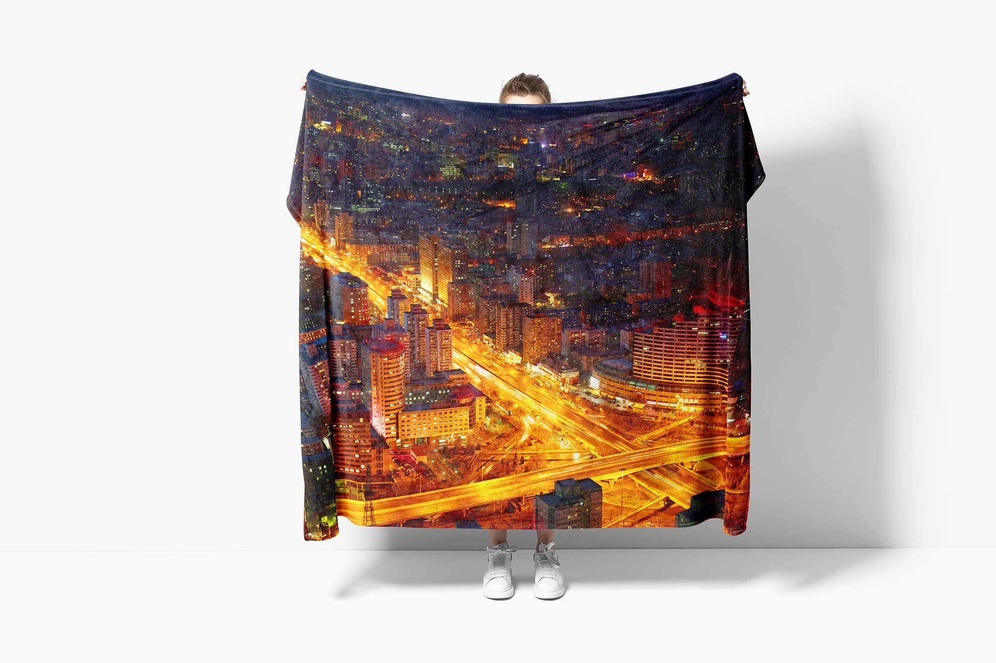 Sinus Art Handtücher Handtuch Strandhandtuch (1-St), Baumwolle-Polyester-Mix Fotomotiv Kuscheldecke Handtuch Nacht mit Großstadt Saunatuch Li