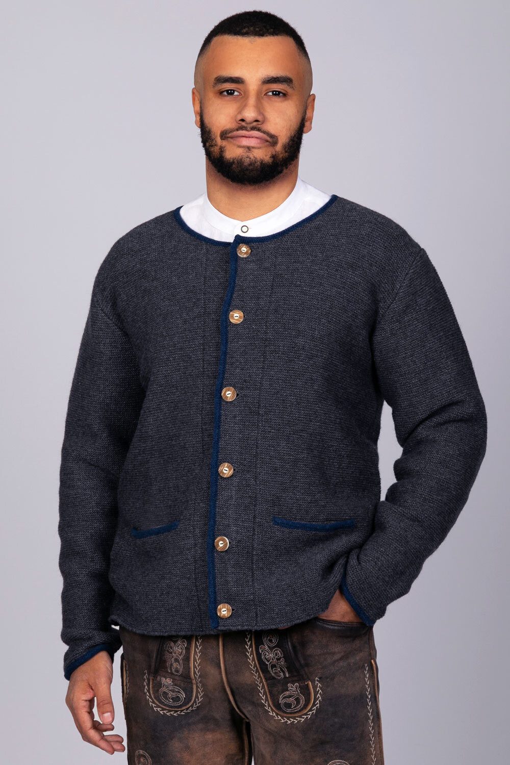 Edelnice Trachtenstrickjacke